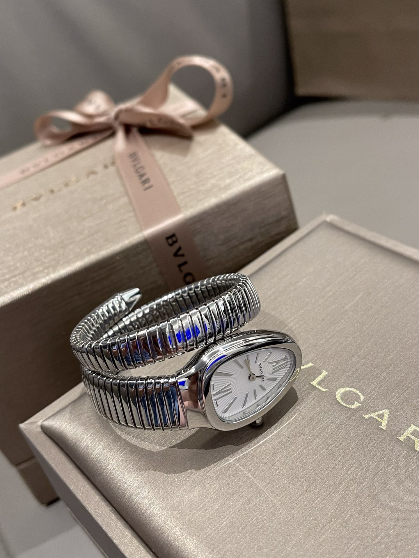 Serpenti Tubogas watch