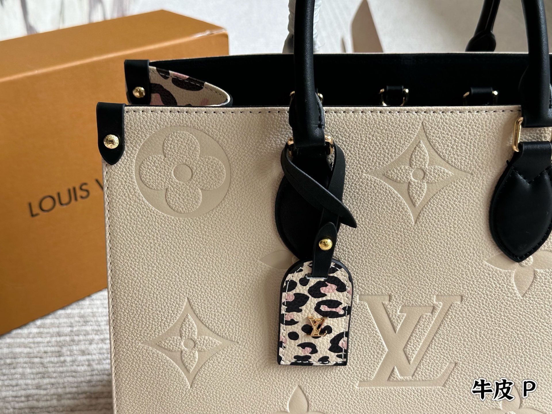 Louis Vuitton Onthego MM Caramel Leopard Wild at Heart Monogram Empreinte Leather