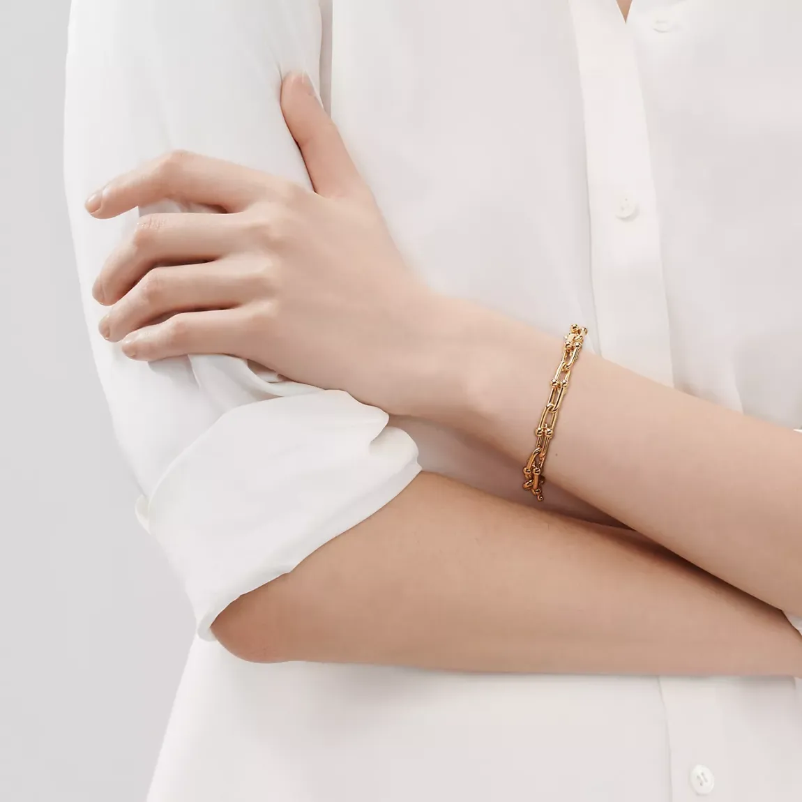 Tiffany Medium Link Bracelet in Yellow Gold