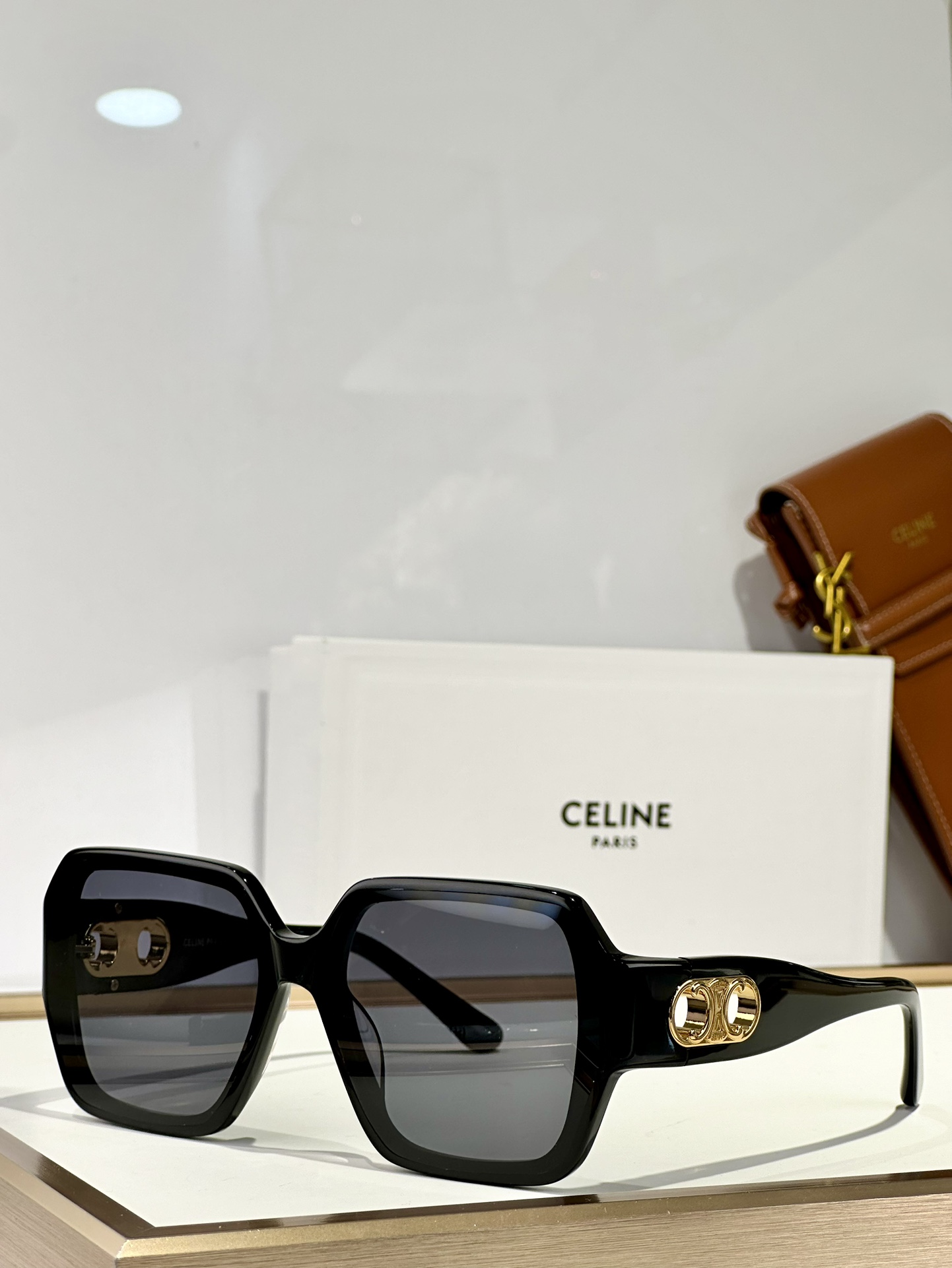 CELINE -CL40251U