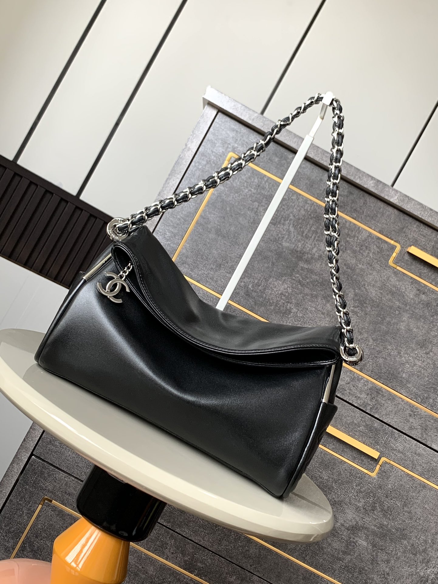 Small size no diamond line design bag