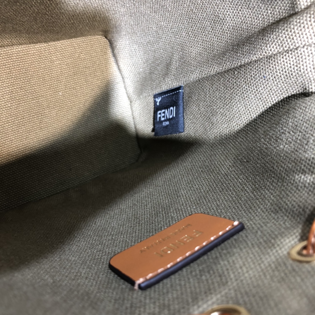 FENDI-Classic Denim FF Logo Embroidered Bucket Bag