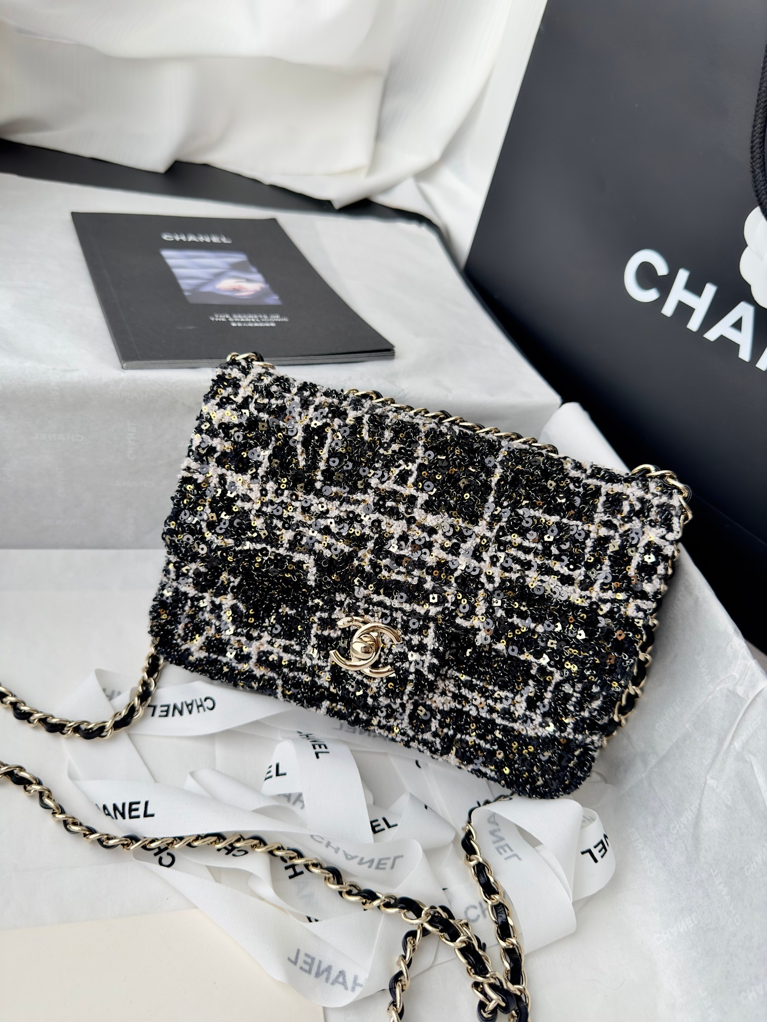 Sequin chain bag-black