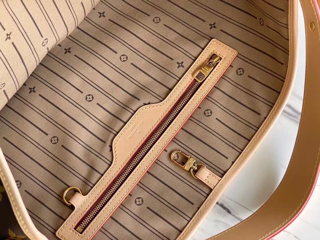 Louis Vuitton M40354 Delightful GM Hobo Bag Monogram Canvas