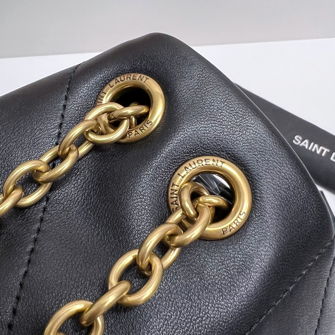 YSL-Jamie 4.3 in lambskin-Black