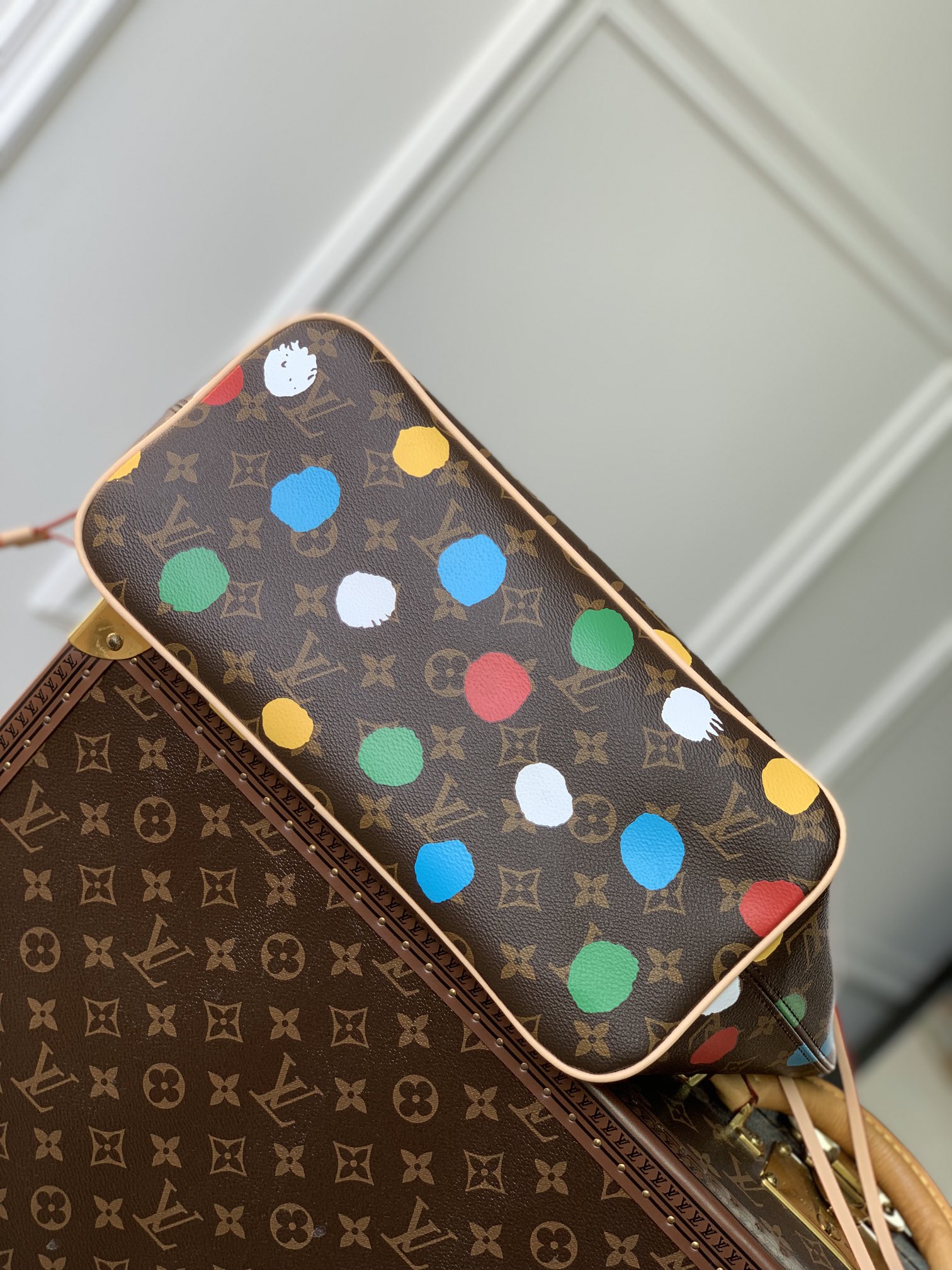 Louis Vuitton M46381 LV x YK Neverfull MM