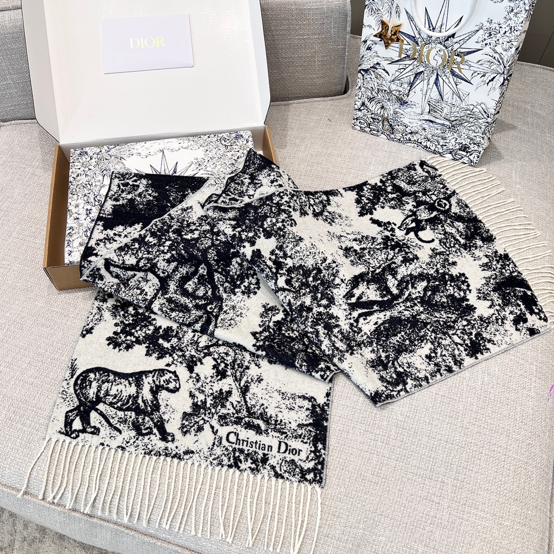 𝐃𝐈𝐎𝐑 Jungle scarf navy blue