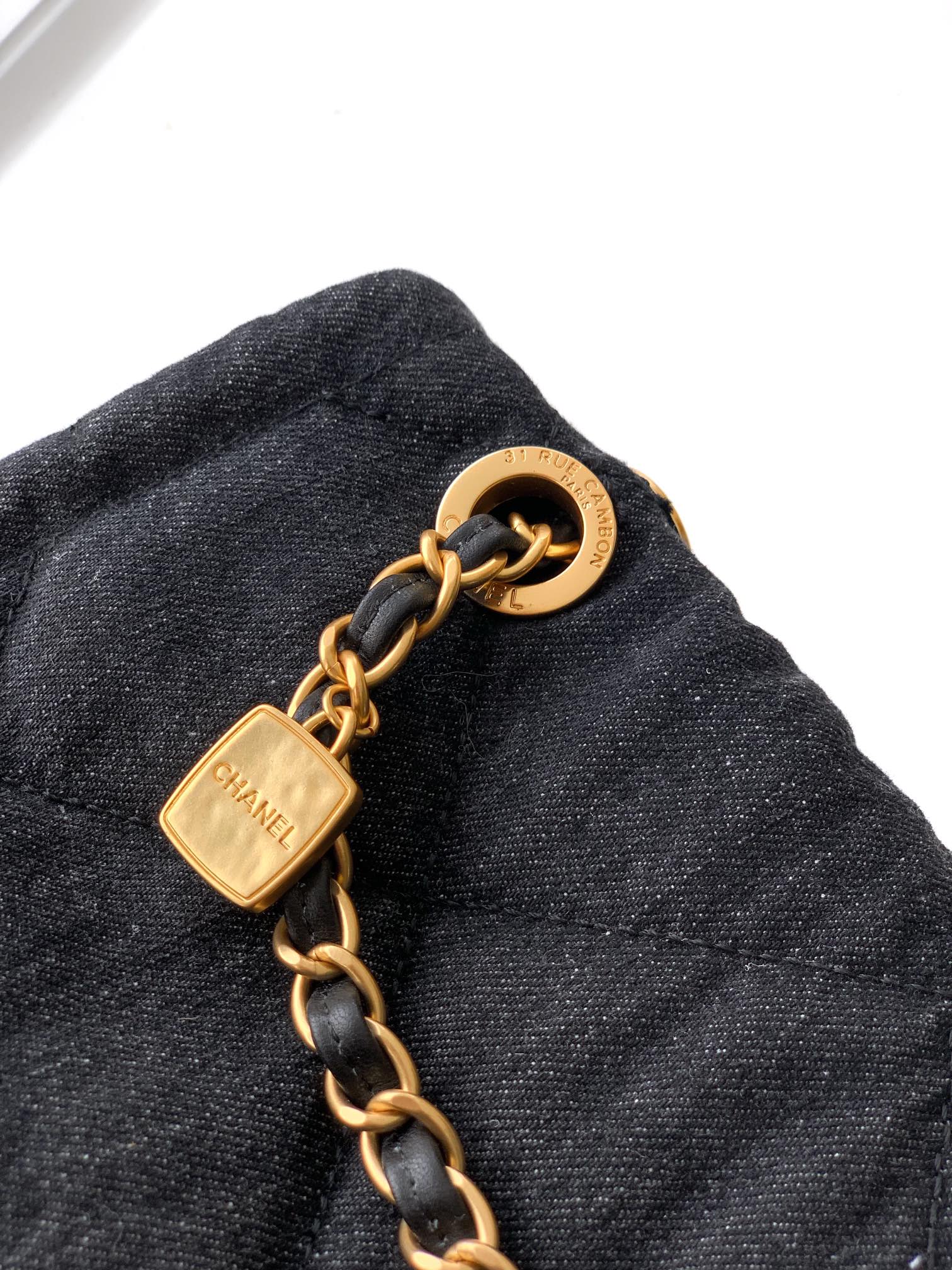 Chanel Ohanel 26C Armpit Bag-black