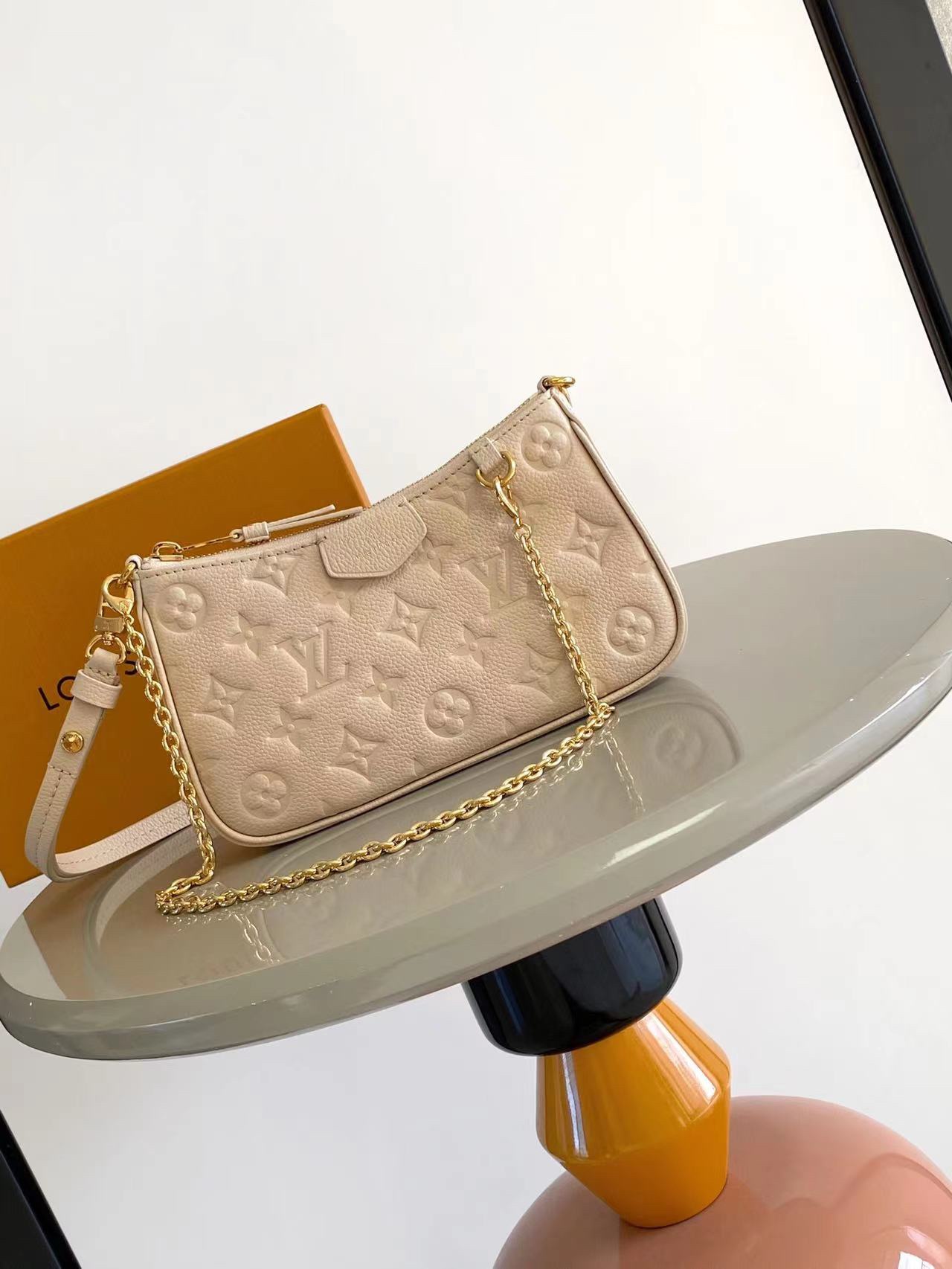 Louis Vuitton M80349 Easy Pouch Sand