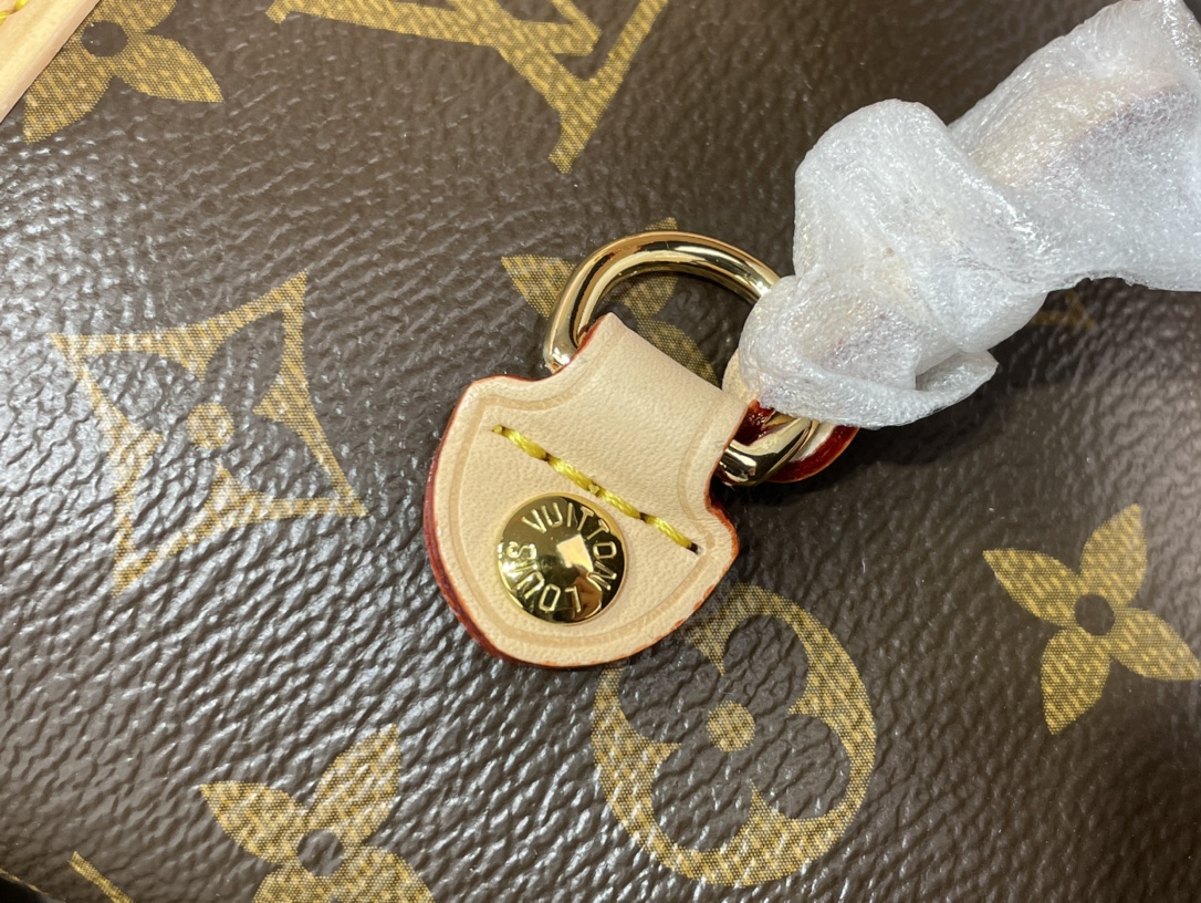 M11947 New Reversible Neverfull Bandoulière Inside Out MM