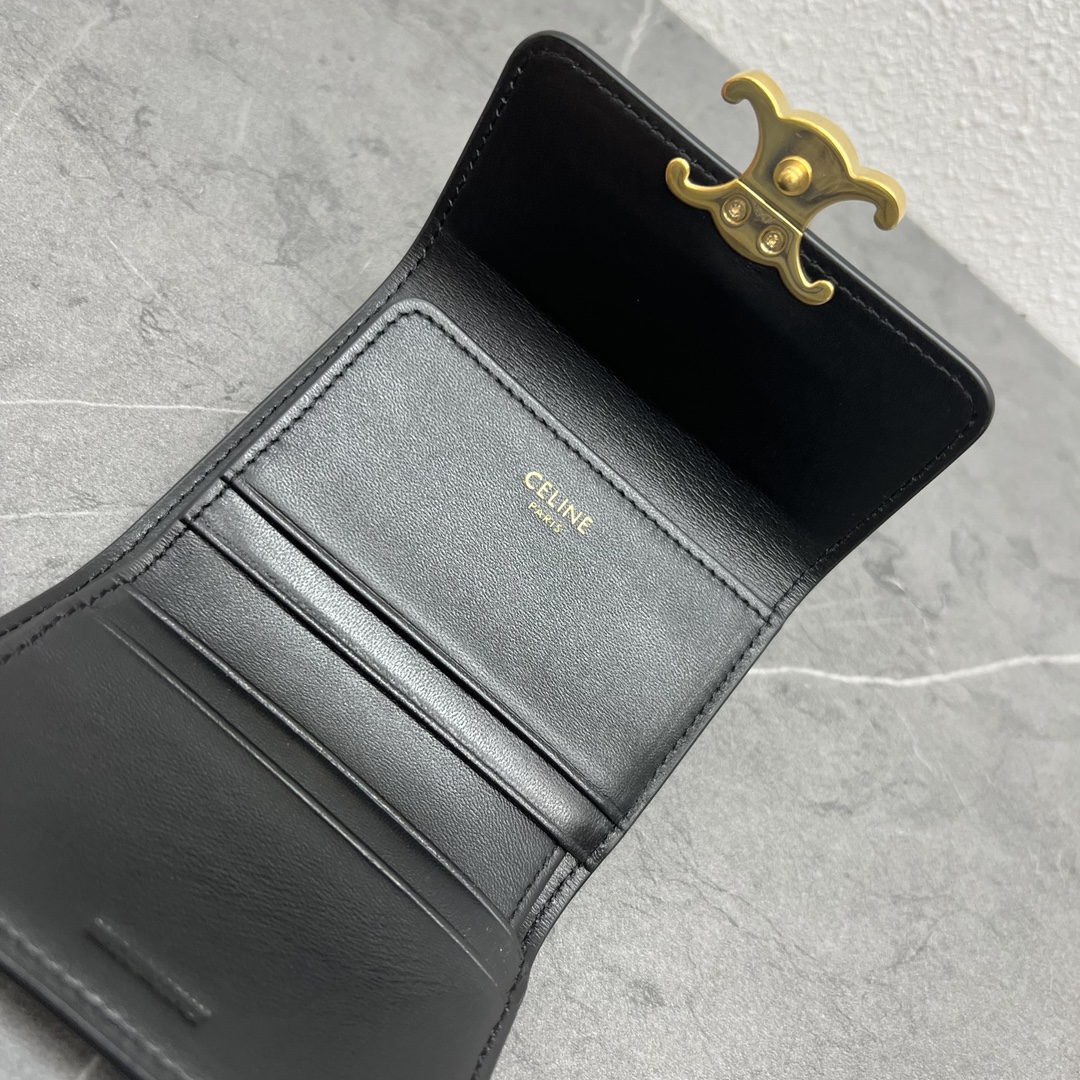 CELINE Wallet