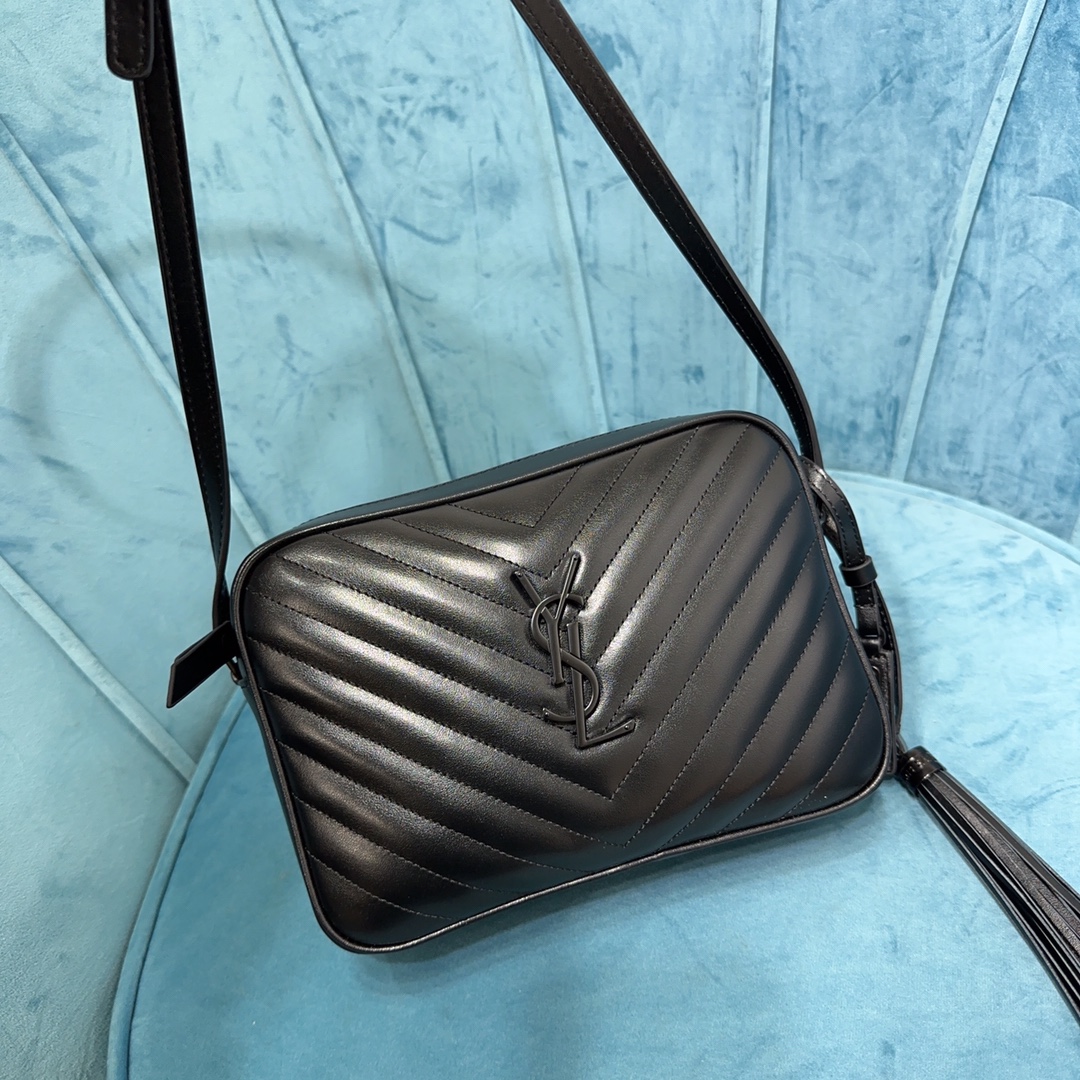 LOU quilted leather camera bag MONOGRAM SAINT LAURENT shoulder bag-black