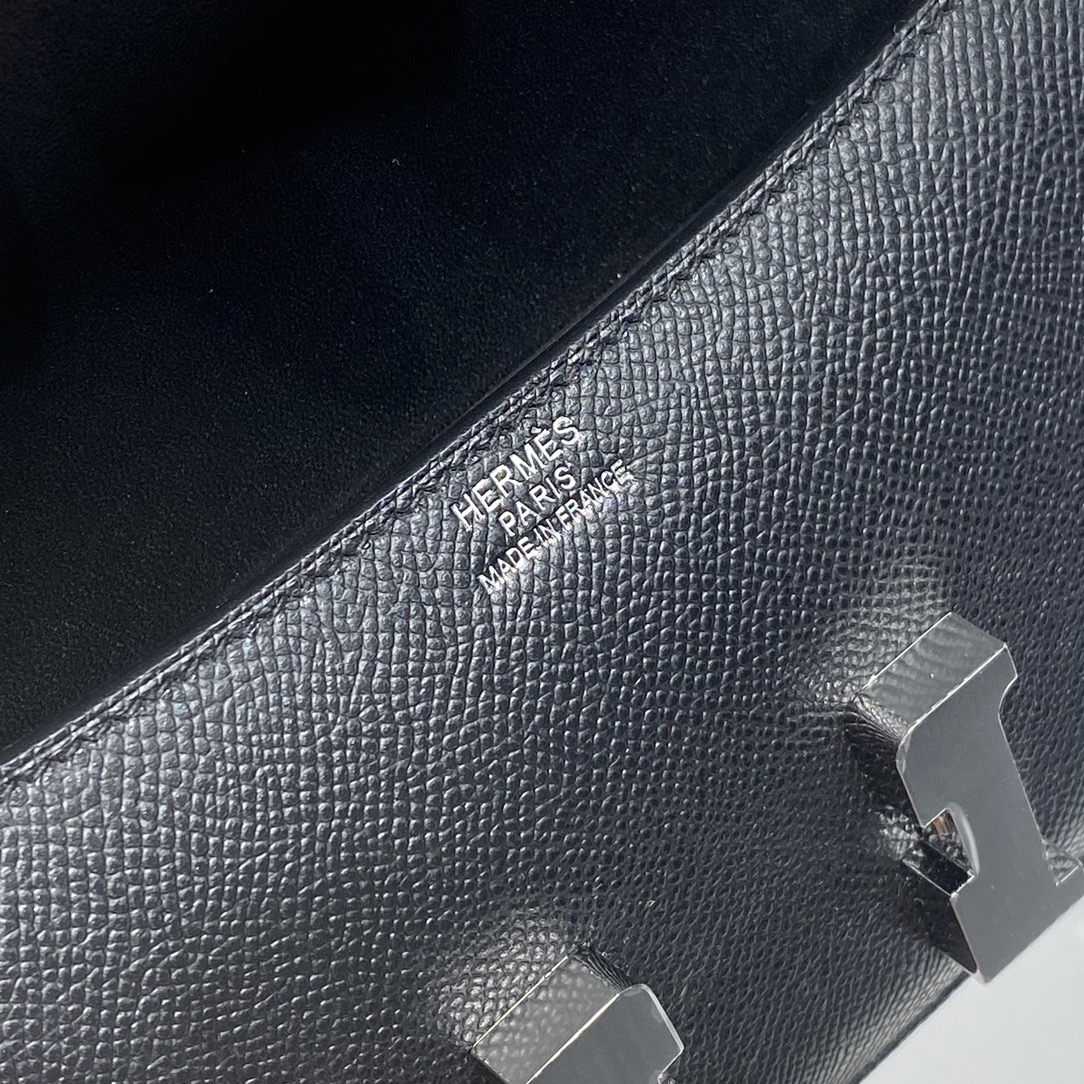 𝐇 -Cᴏɴsᴛᴀɴᴄᴇ ᴇʟᴀɴ Black silver