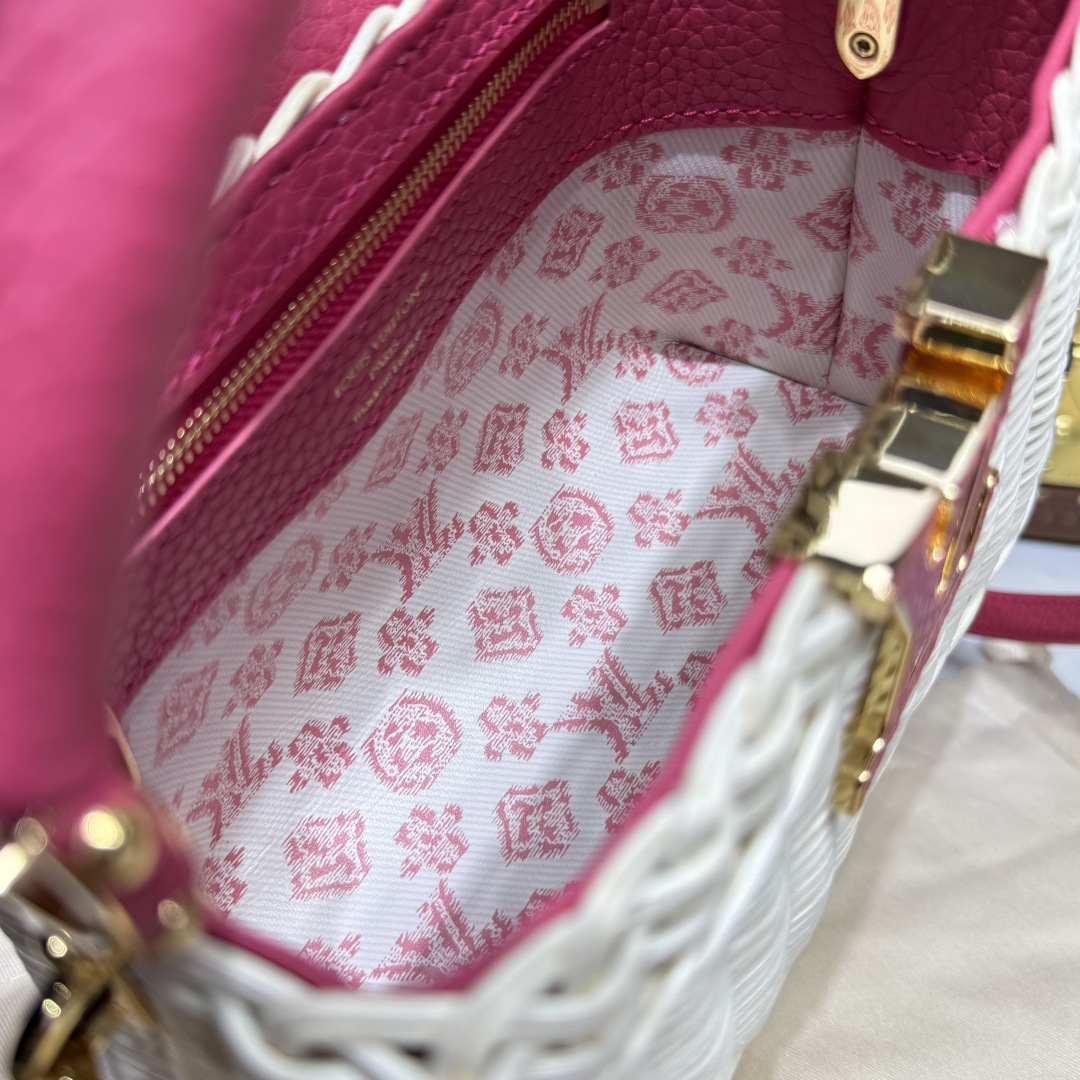 LV M26005 Capucines Mini