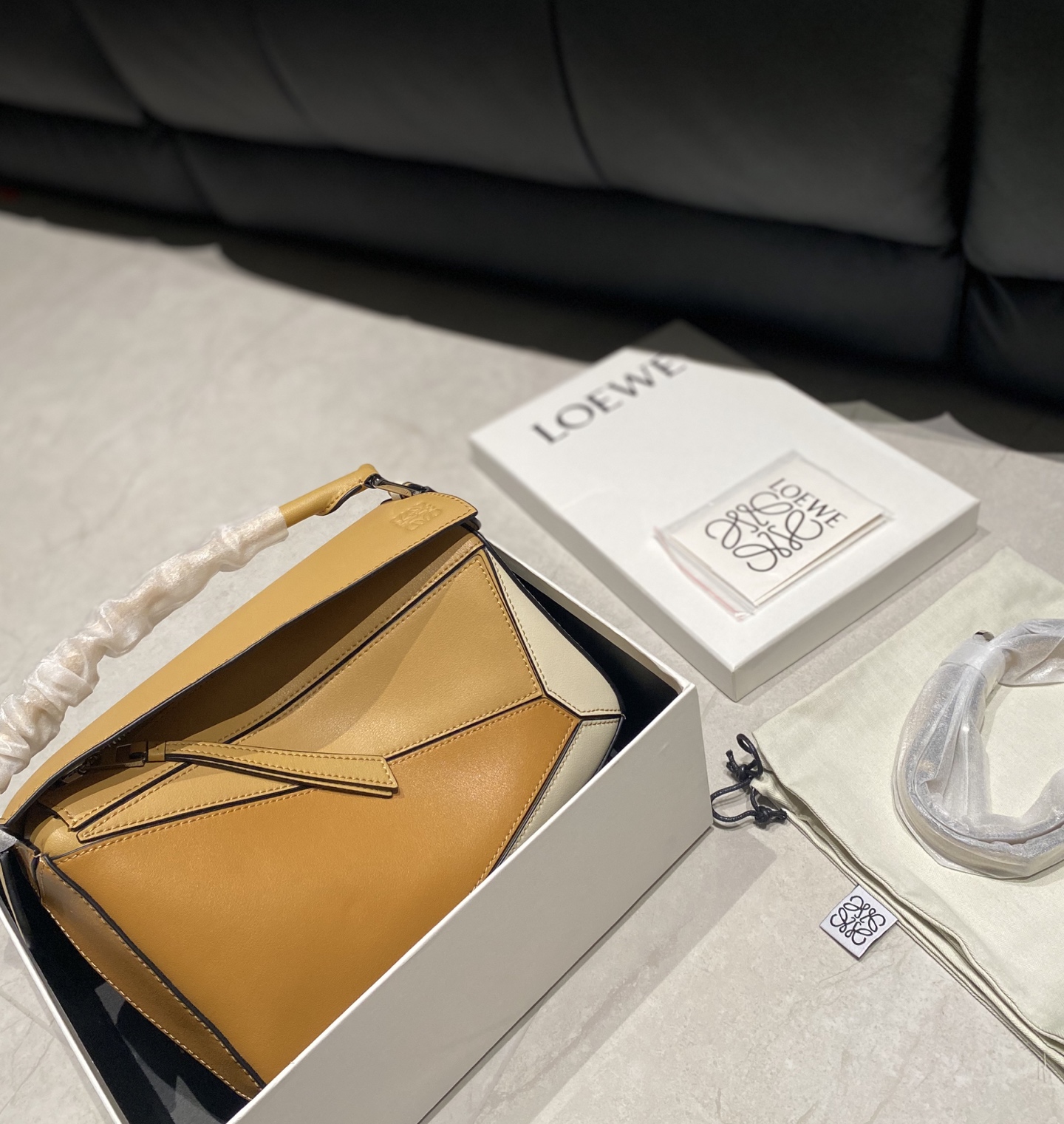 Loewe Small Puzzle bag in classic calfskin