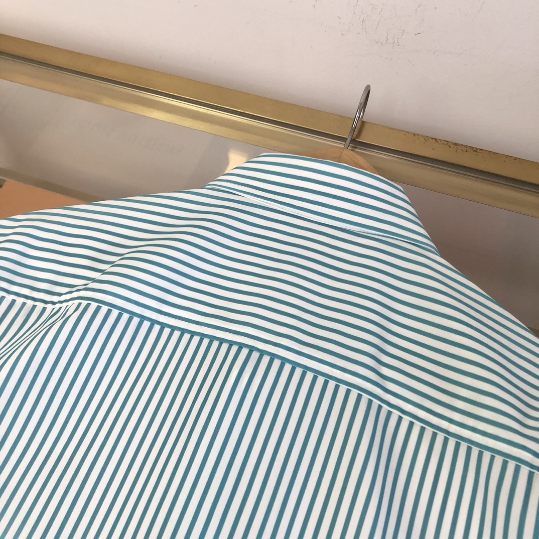 1AHVXJ New Monogram Striped Shirt