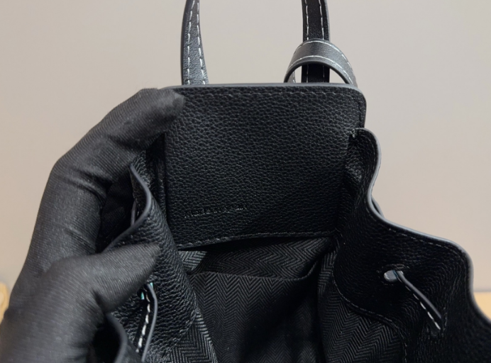 Loewe Black Small Hammock