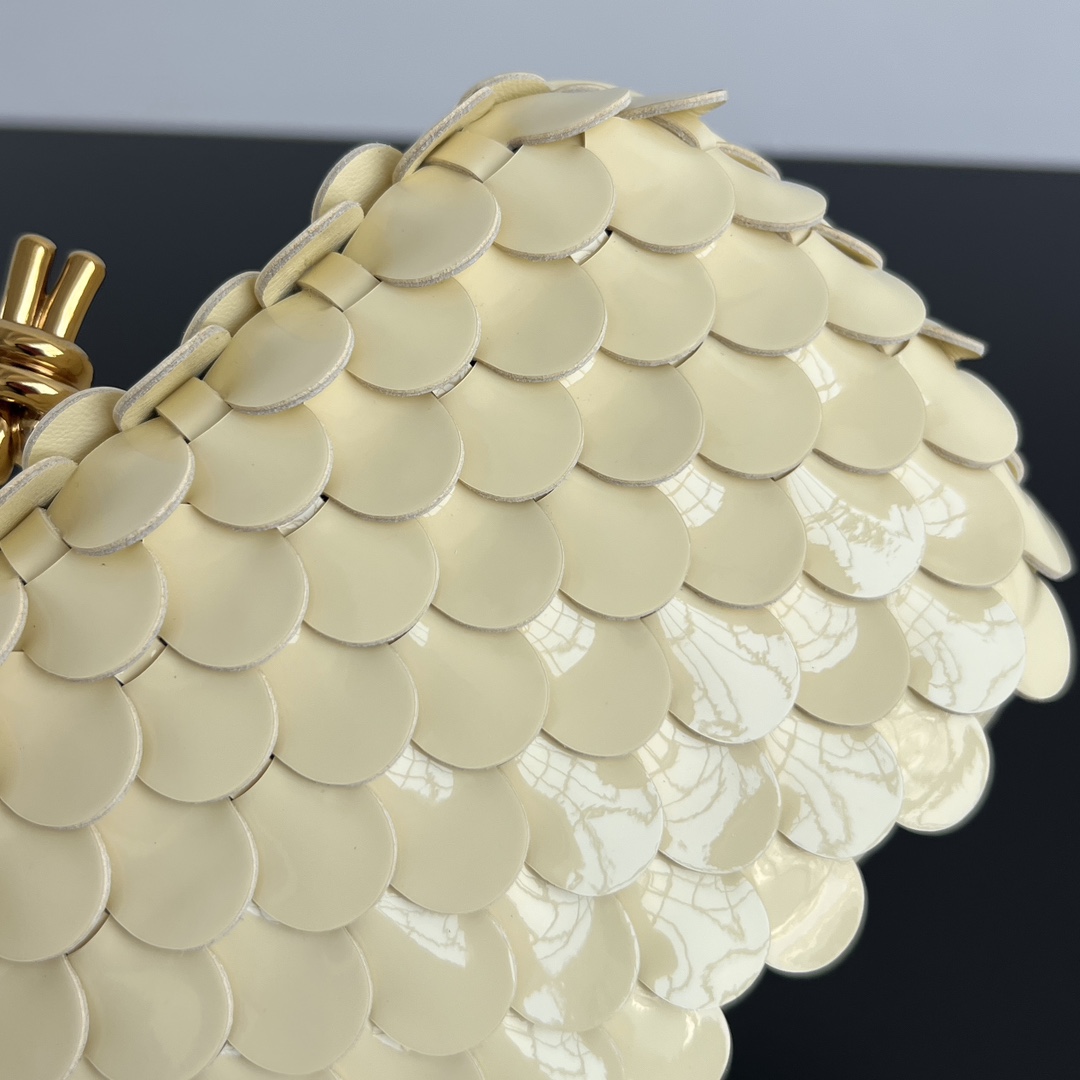 Bv Kont Petal Evening Bag 795095