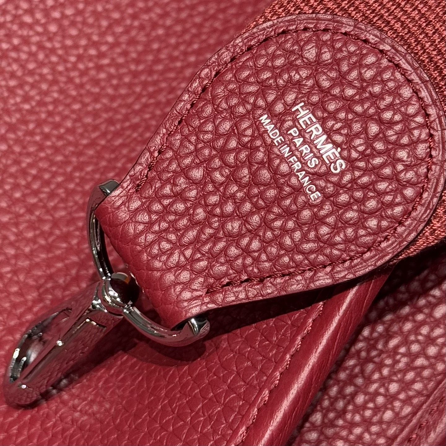 Hermès “Ruby Red” Evelyne 29