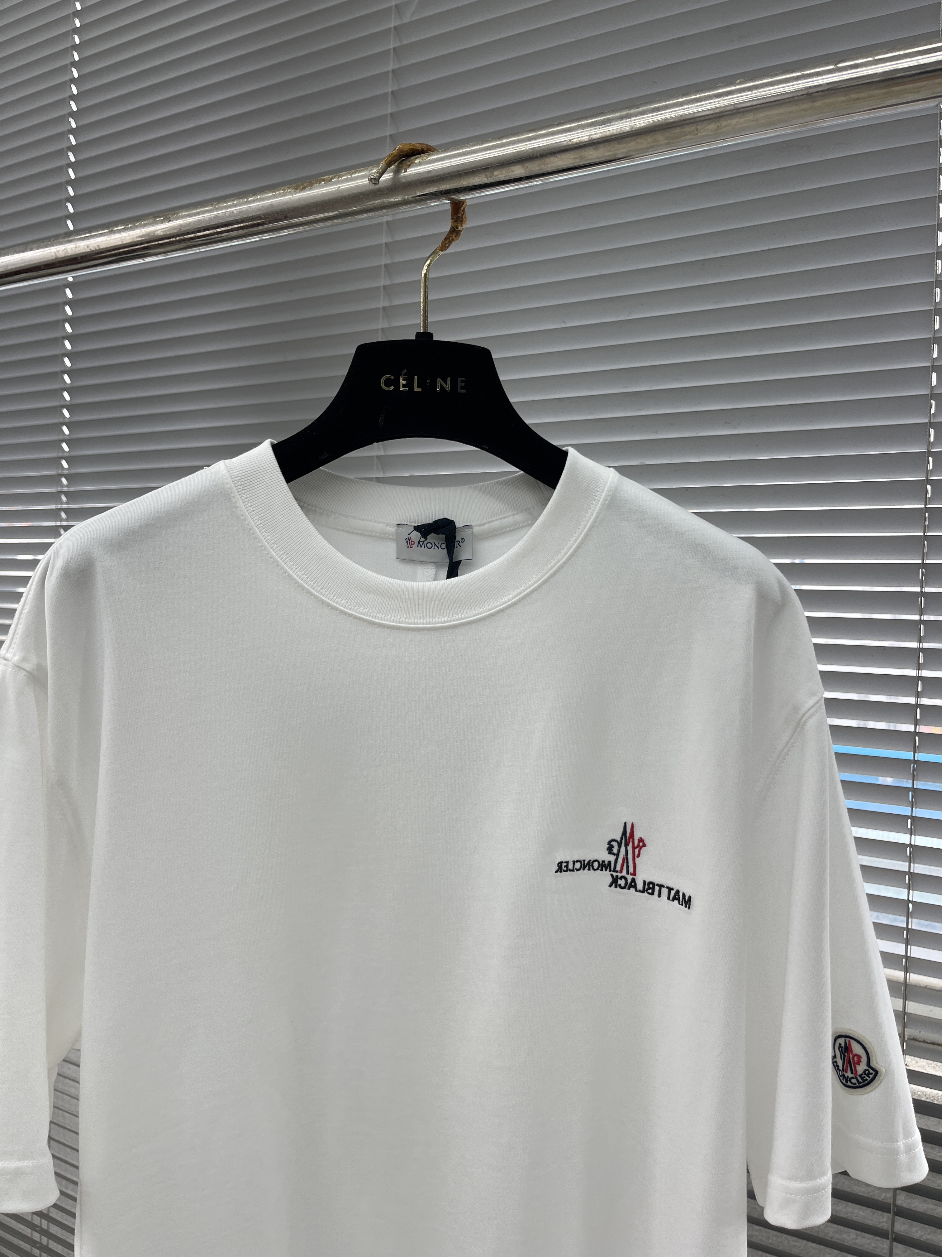 mon SS 2025 Crew Neck Essentia