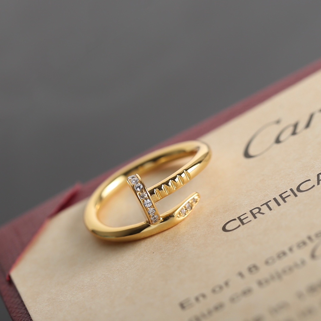 C@rtier Juste un Clou nail ring