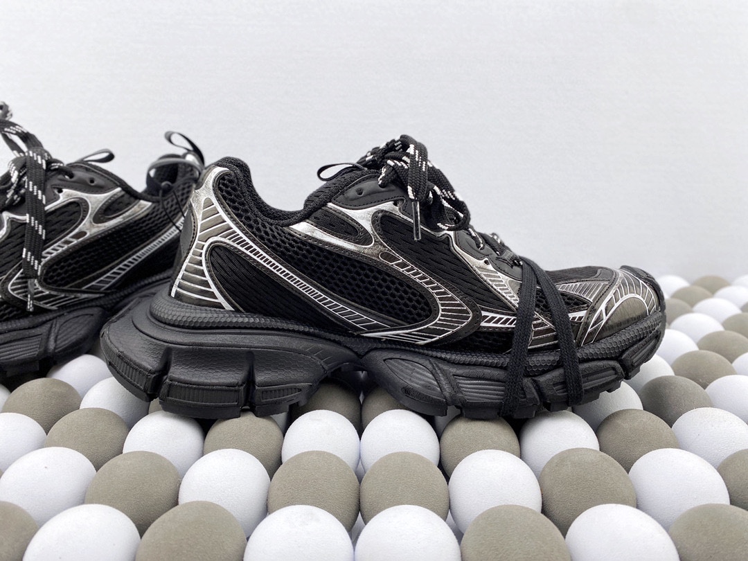 Balenciaga 3XL Distressed Retro Dad Sneakers in Black/Silver