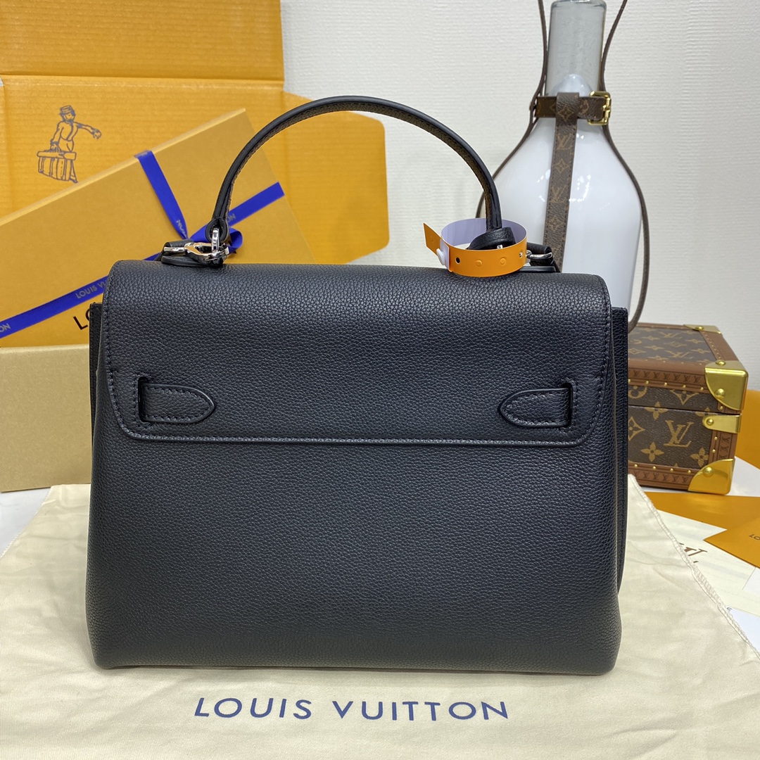 Louis Vuitton Lockme Ever MM M51395