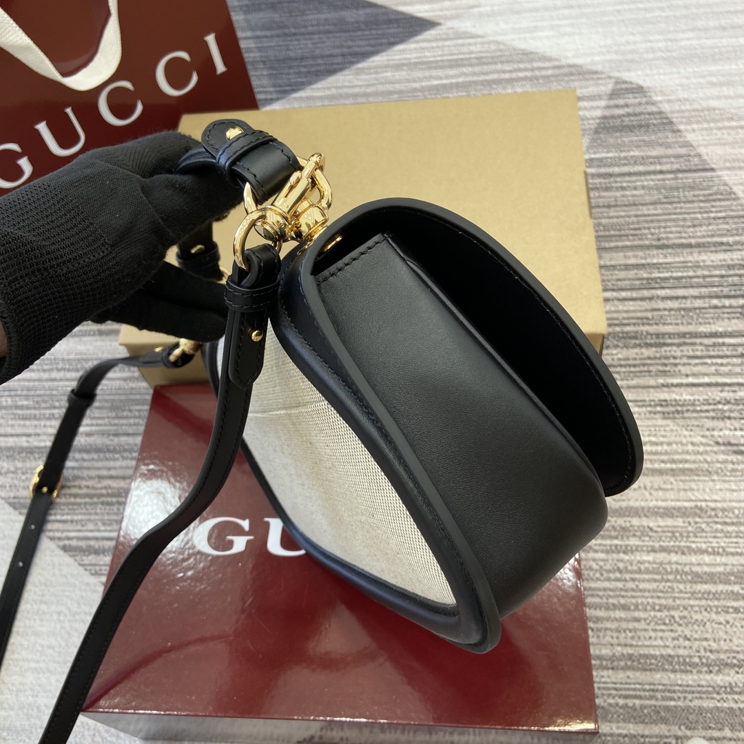 Gucci Blondie top handle bag
