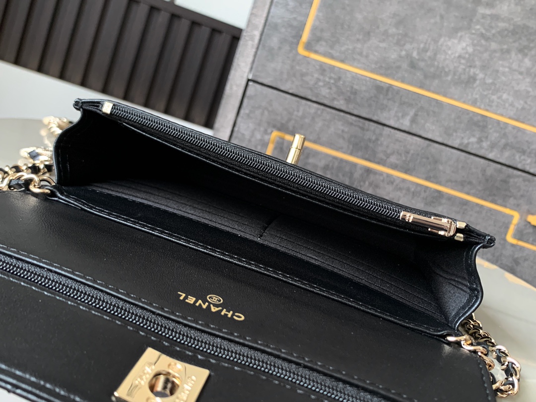 CHANEL relief diamond 24K