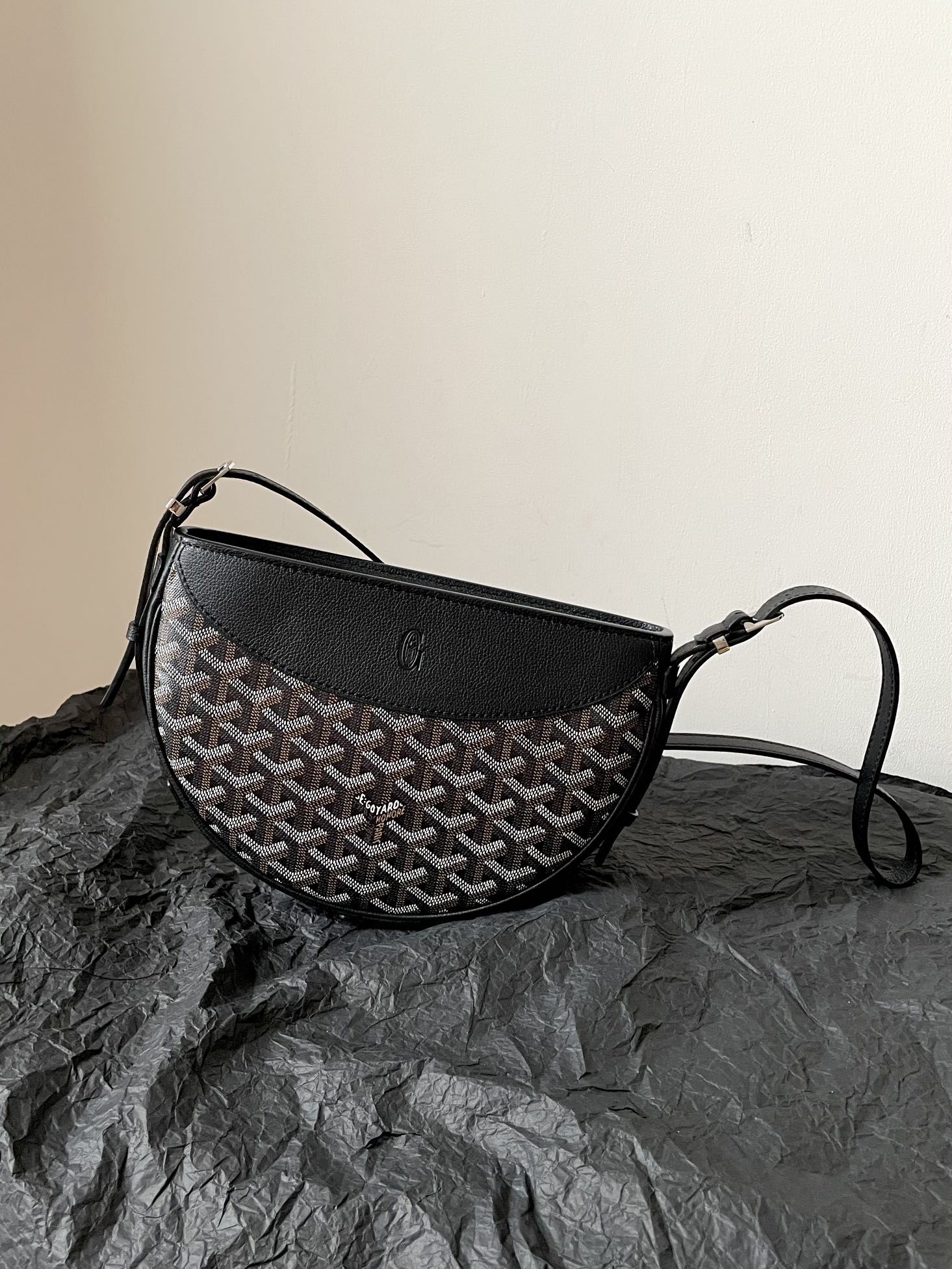 Goyard Hirondelle Bag in Black