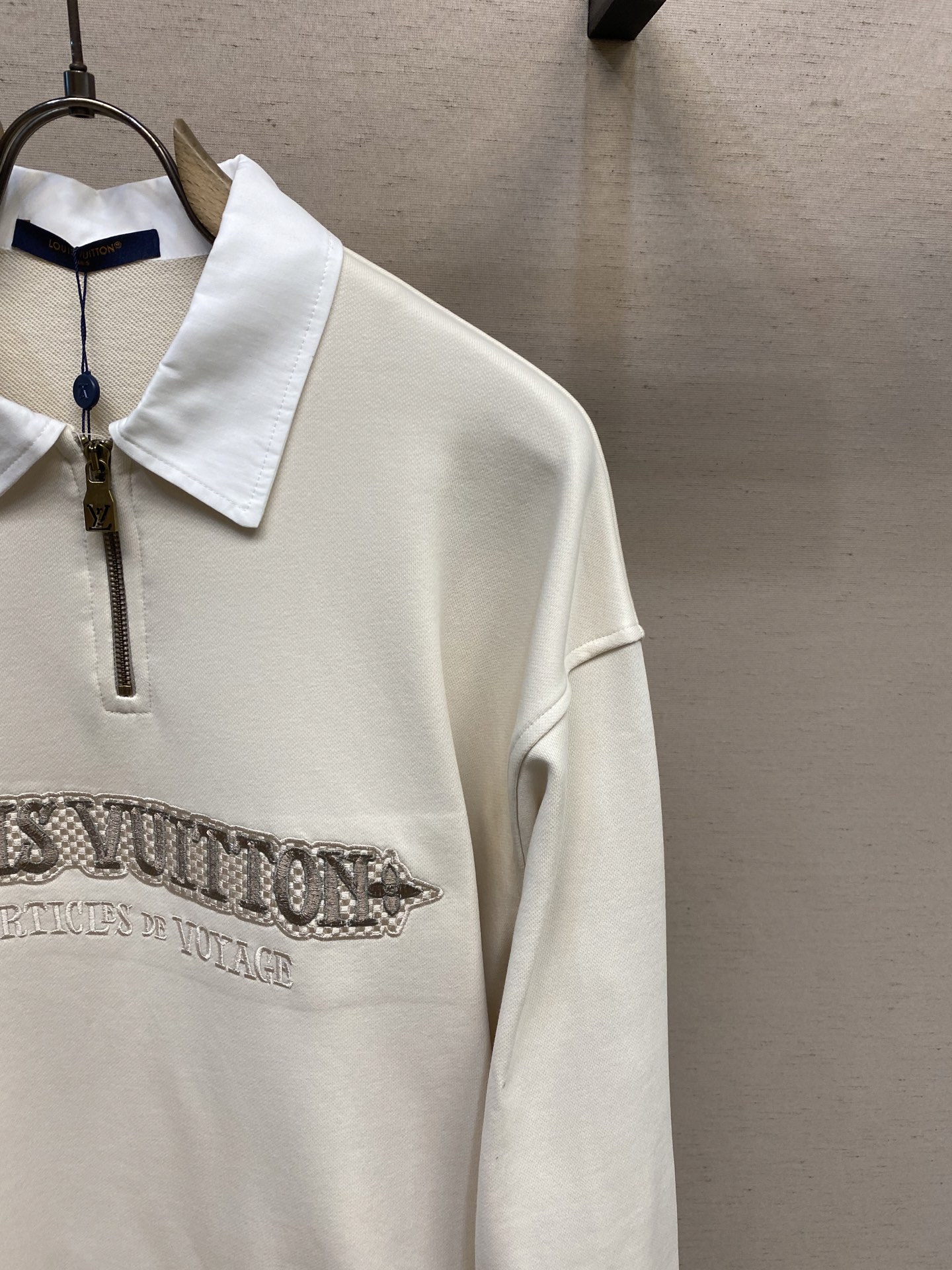 LV 1AHW32 Embellished Half Zip Sweatshirt