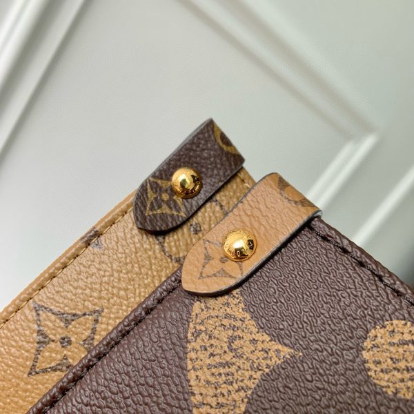 Louis Vuitton M46823 OnTheGo Voyage Monogram Reverse