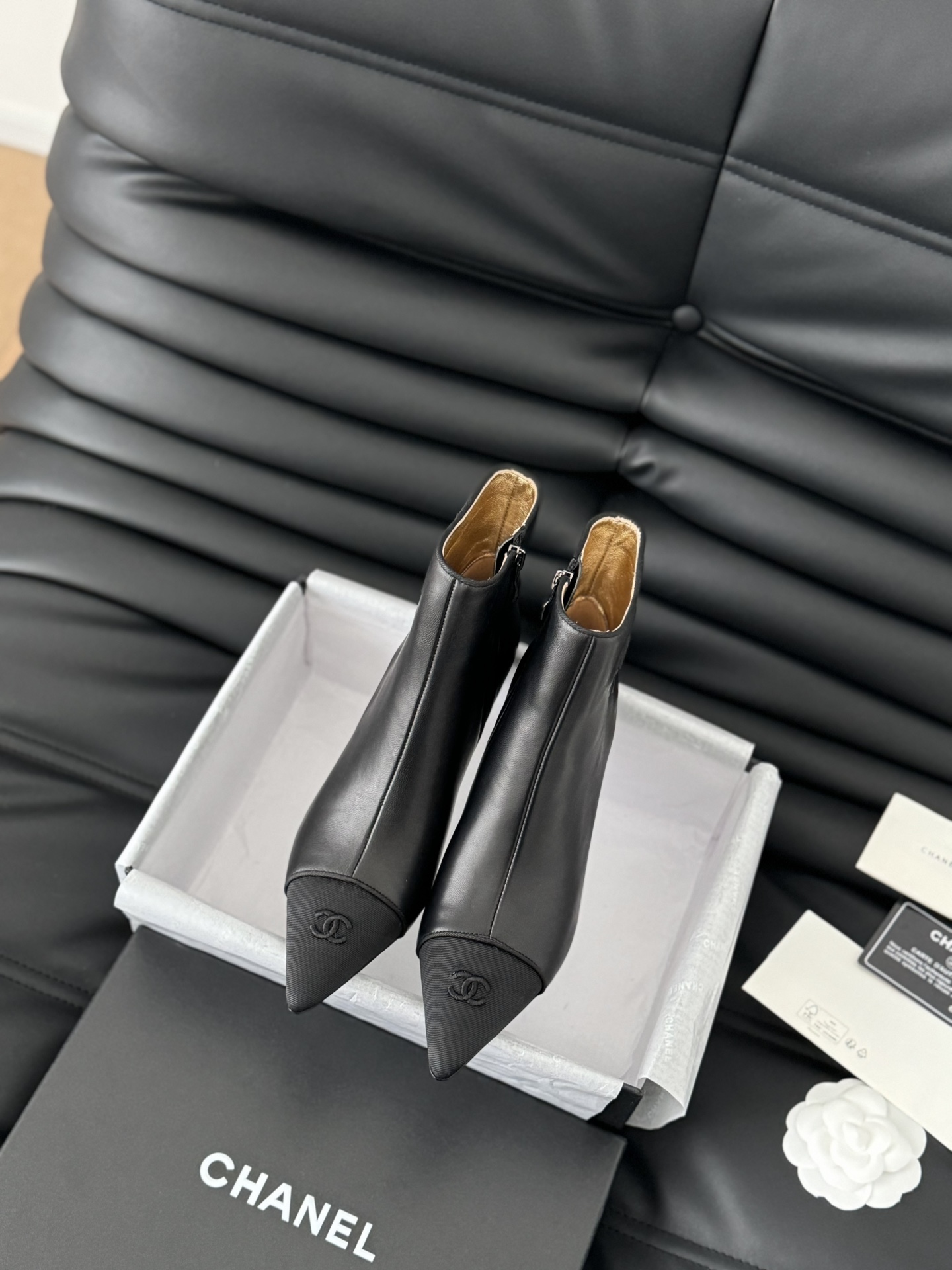 Chanel Pointed toe short boots-Black