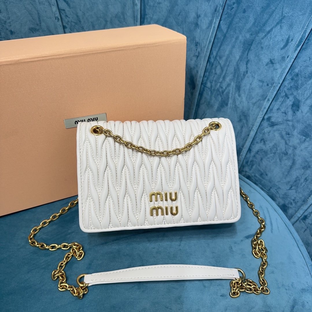 MIUMIU-New Soft Lambskin Handbag