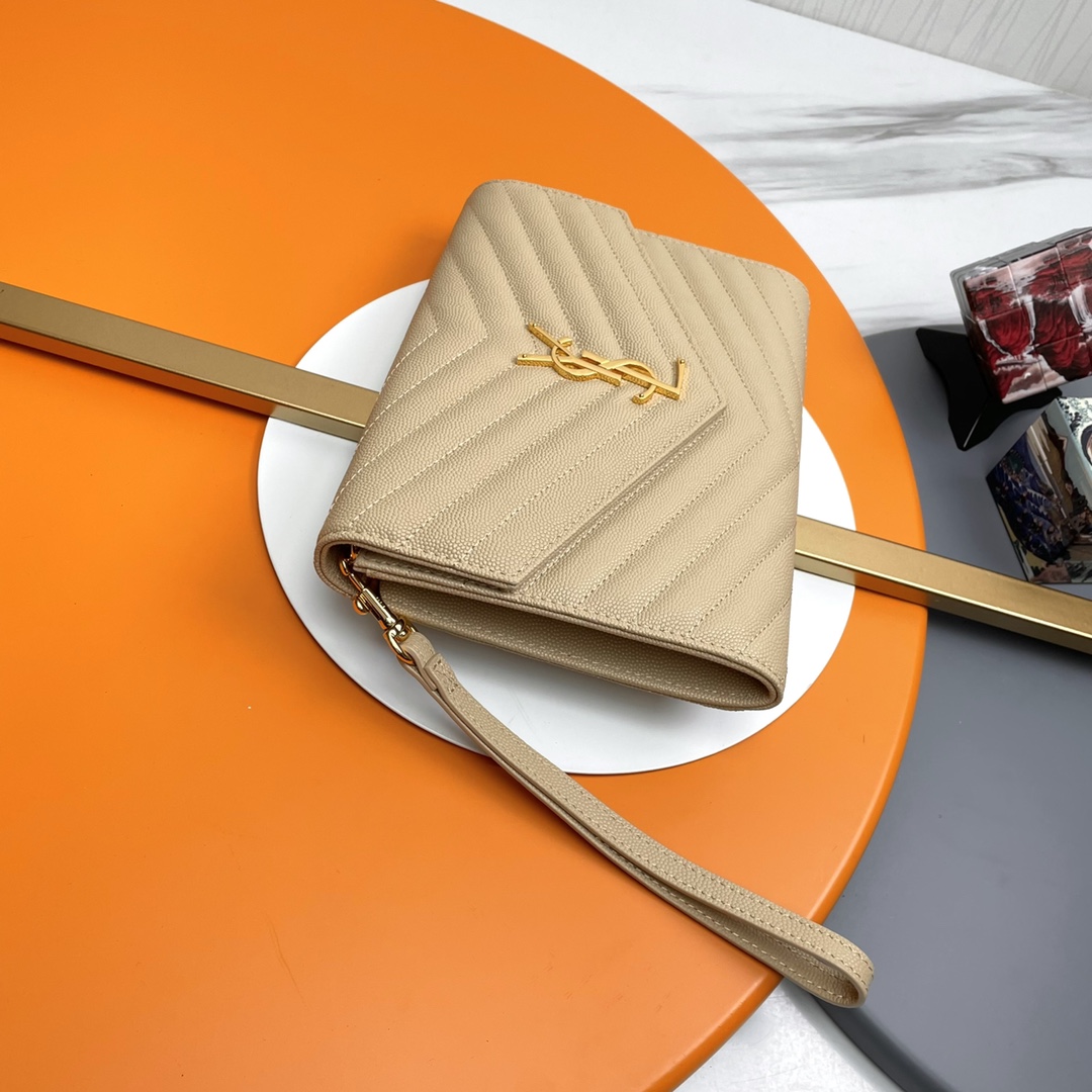 CASSANDRE MATELASSÉ FLAP POUCH -DARK BEIGE