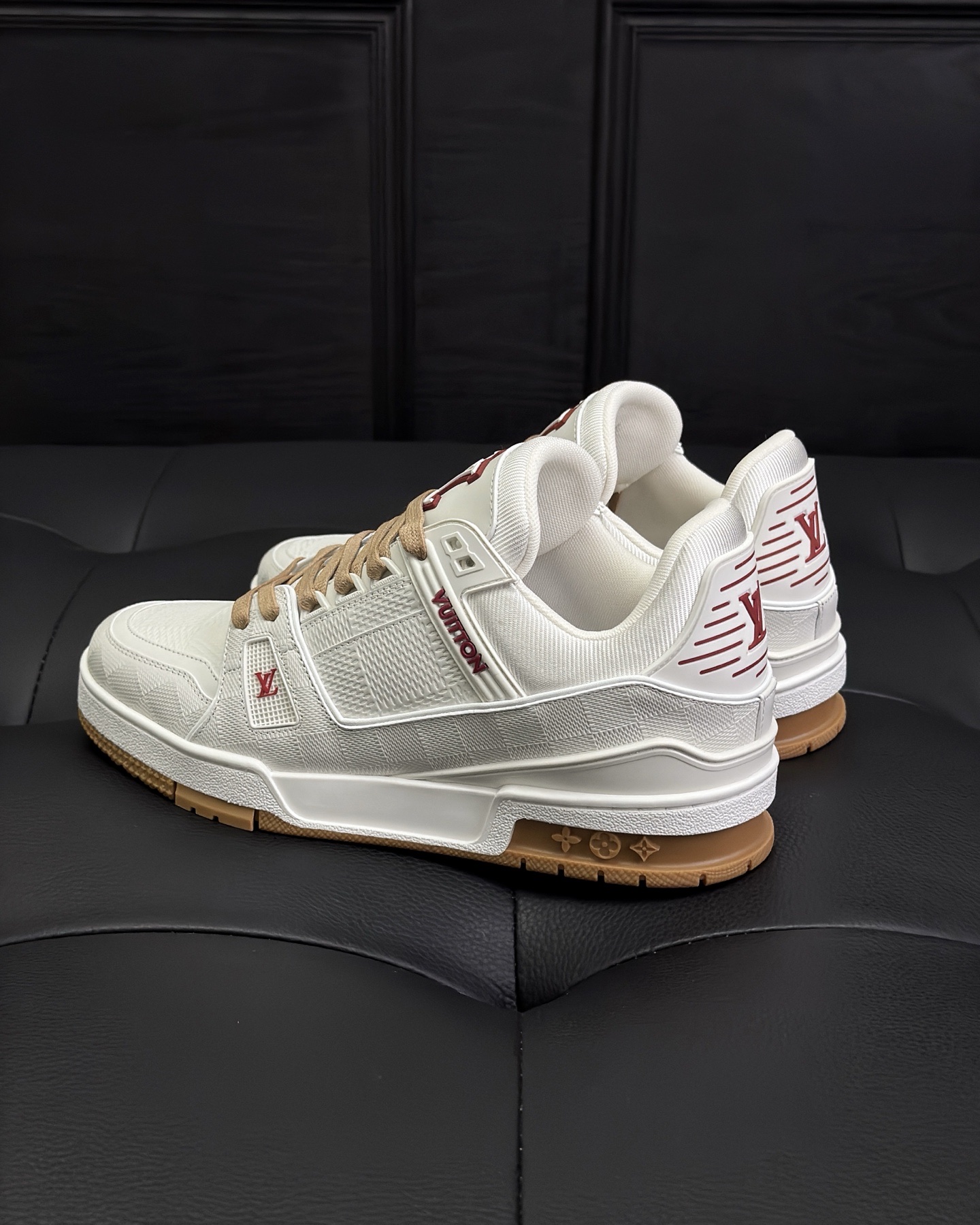 LOUIS VUITTON 1AHTS7 LV Trainer Sneaker