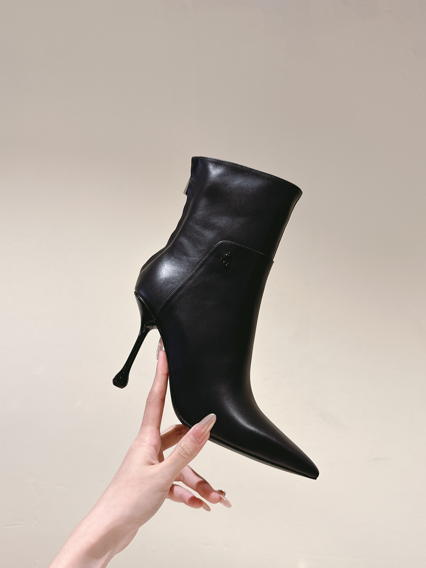 Jimmy Choo | ²⁰²4 𝐬𝐬 -single shoes boots