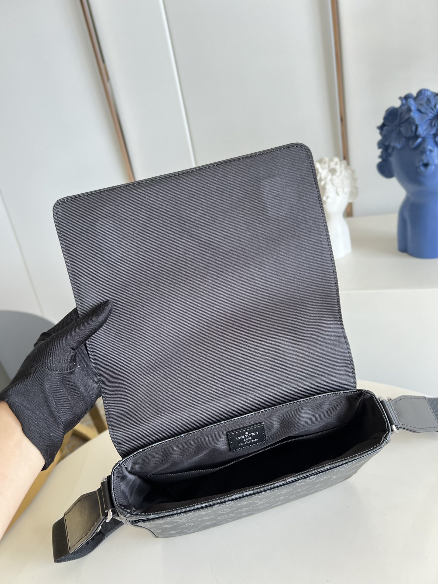 LV-M46255 District PM