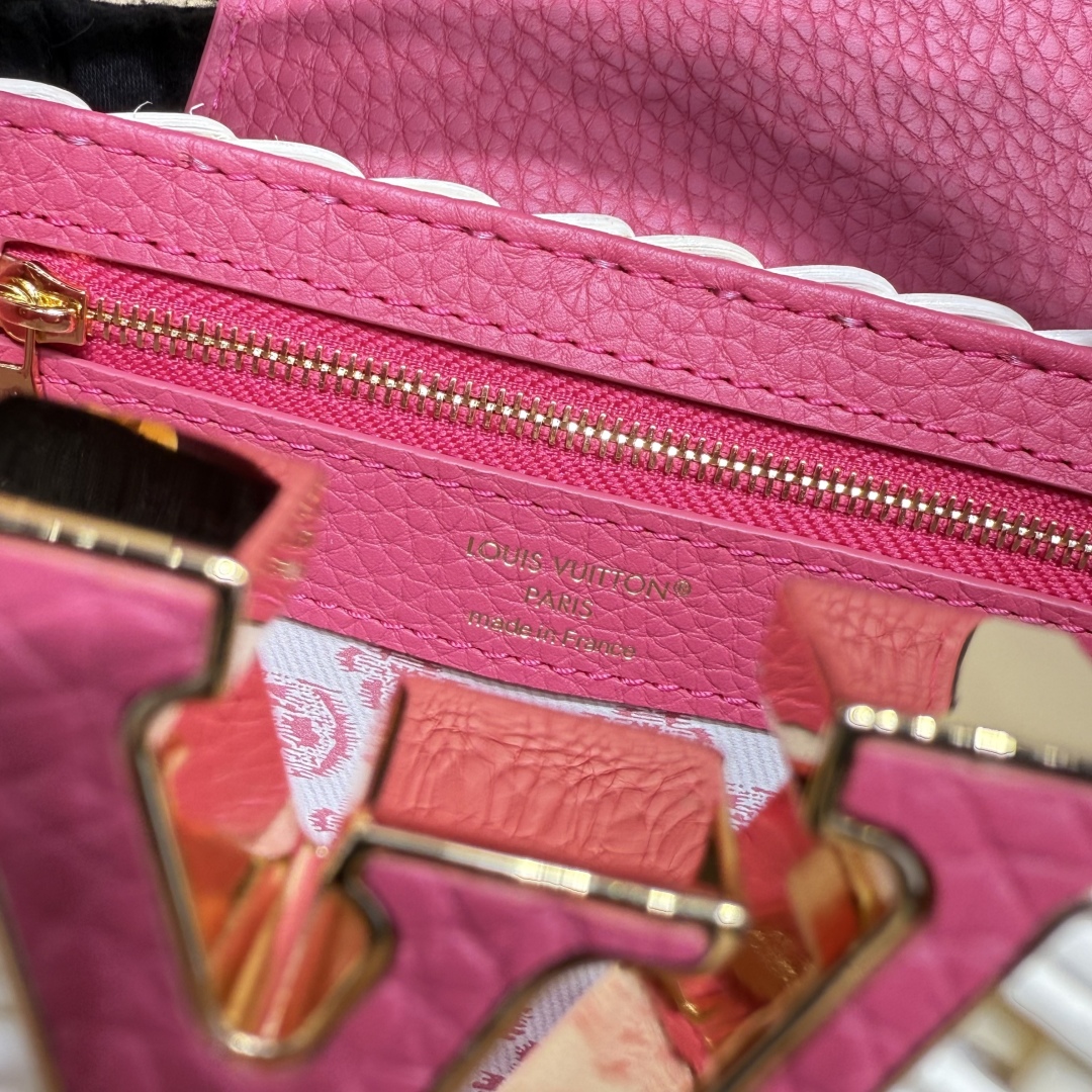 LV M26005 Capucines Mini