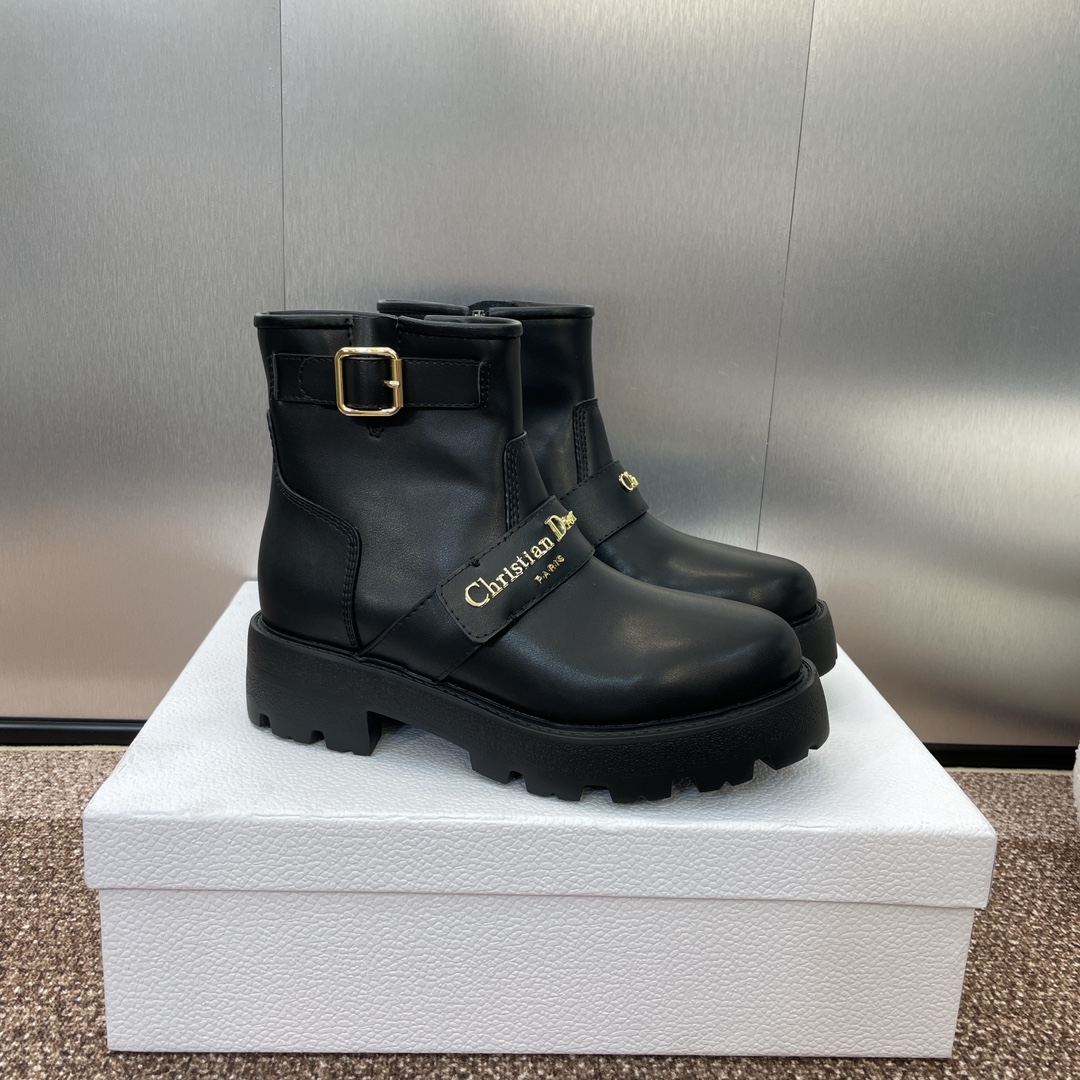 D*or Major series of punk boots for women