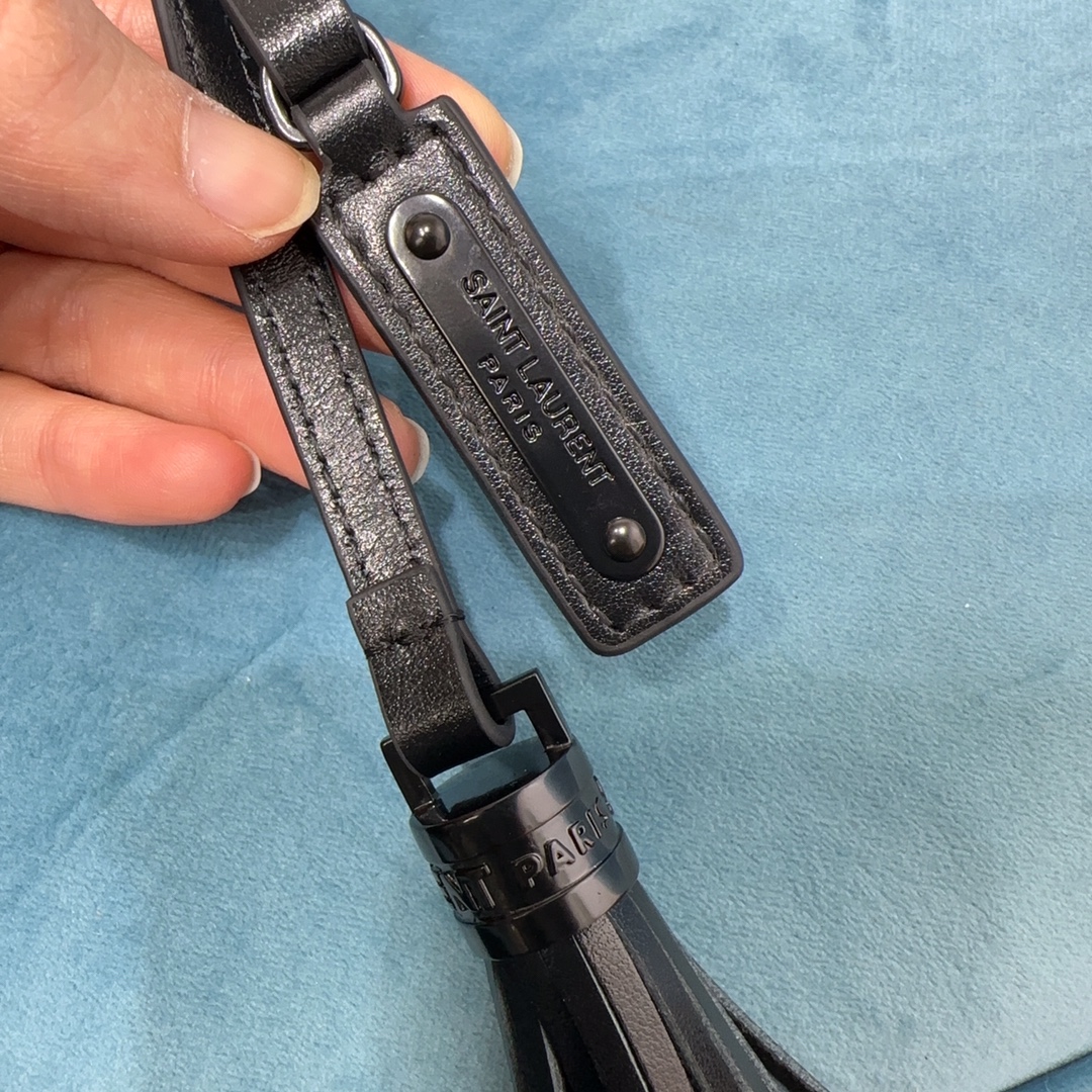 LOU quilted leather camera bag MONOGRAM SAINT LAURENT shoulder bag-black