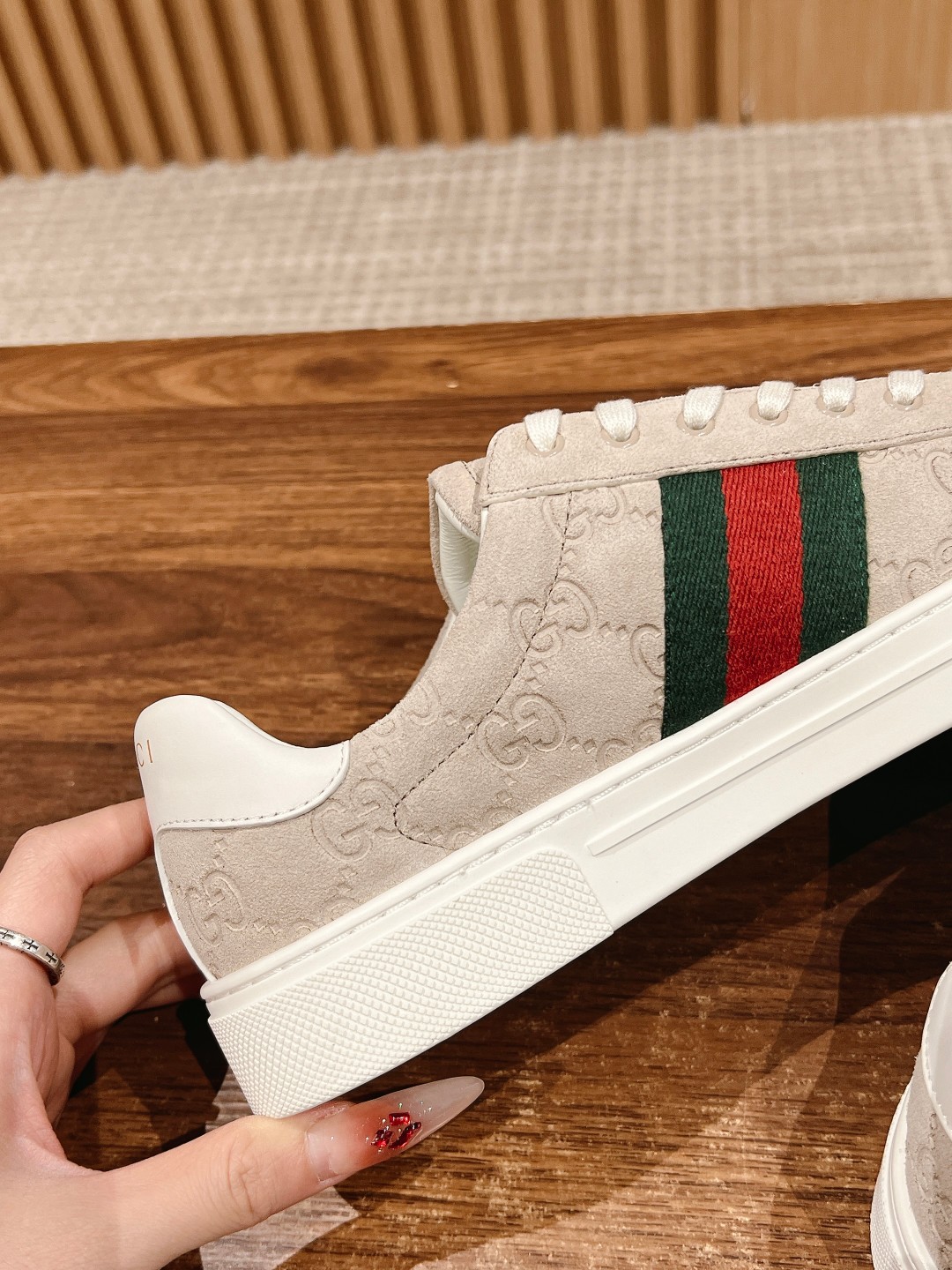 𝙂𝙪𝙘𝙘𝙞 𝘼𝙘𝙚#