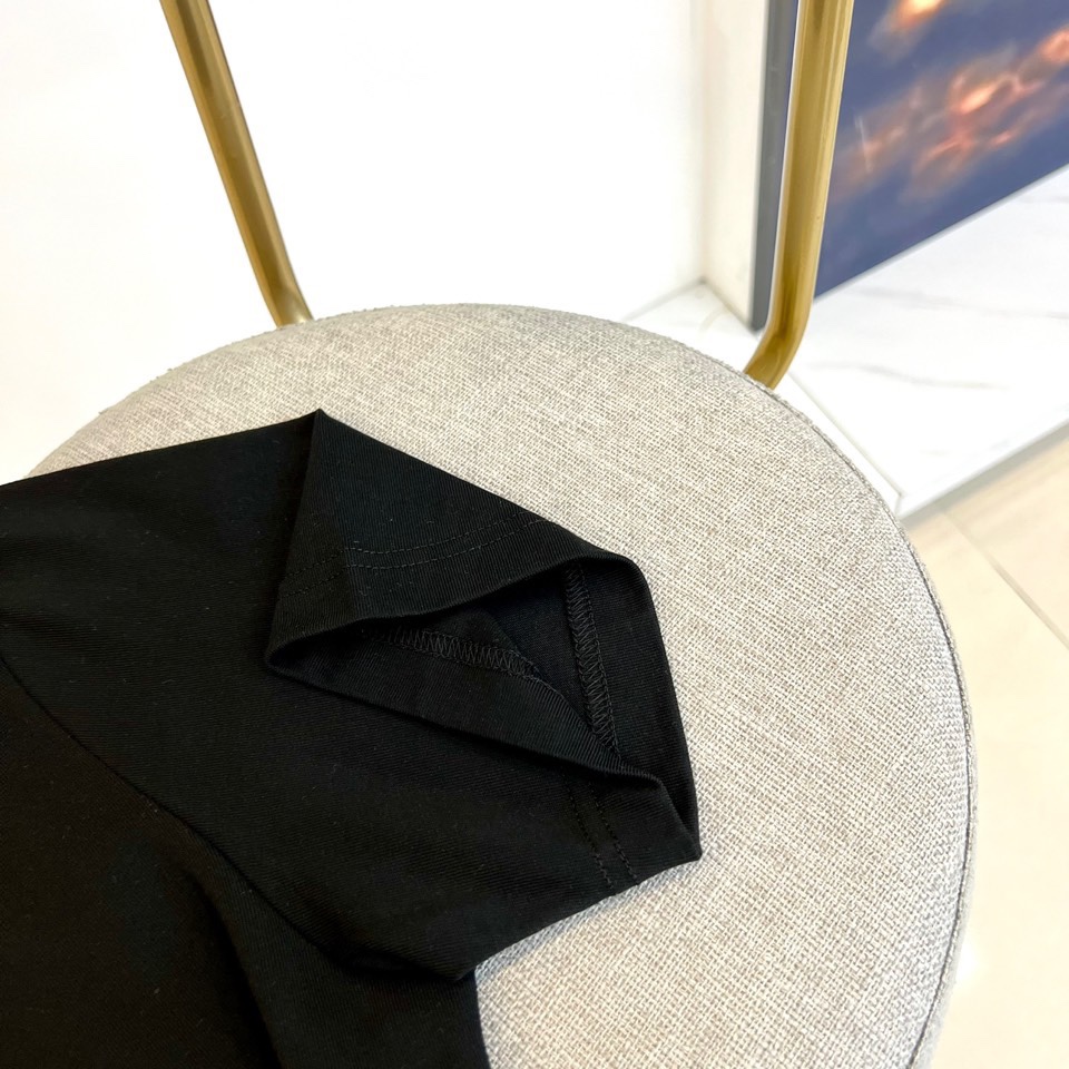 LV- Spring/Summer round neck T-shirt-black