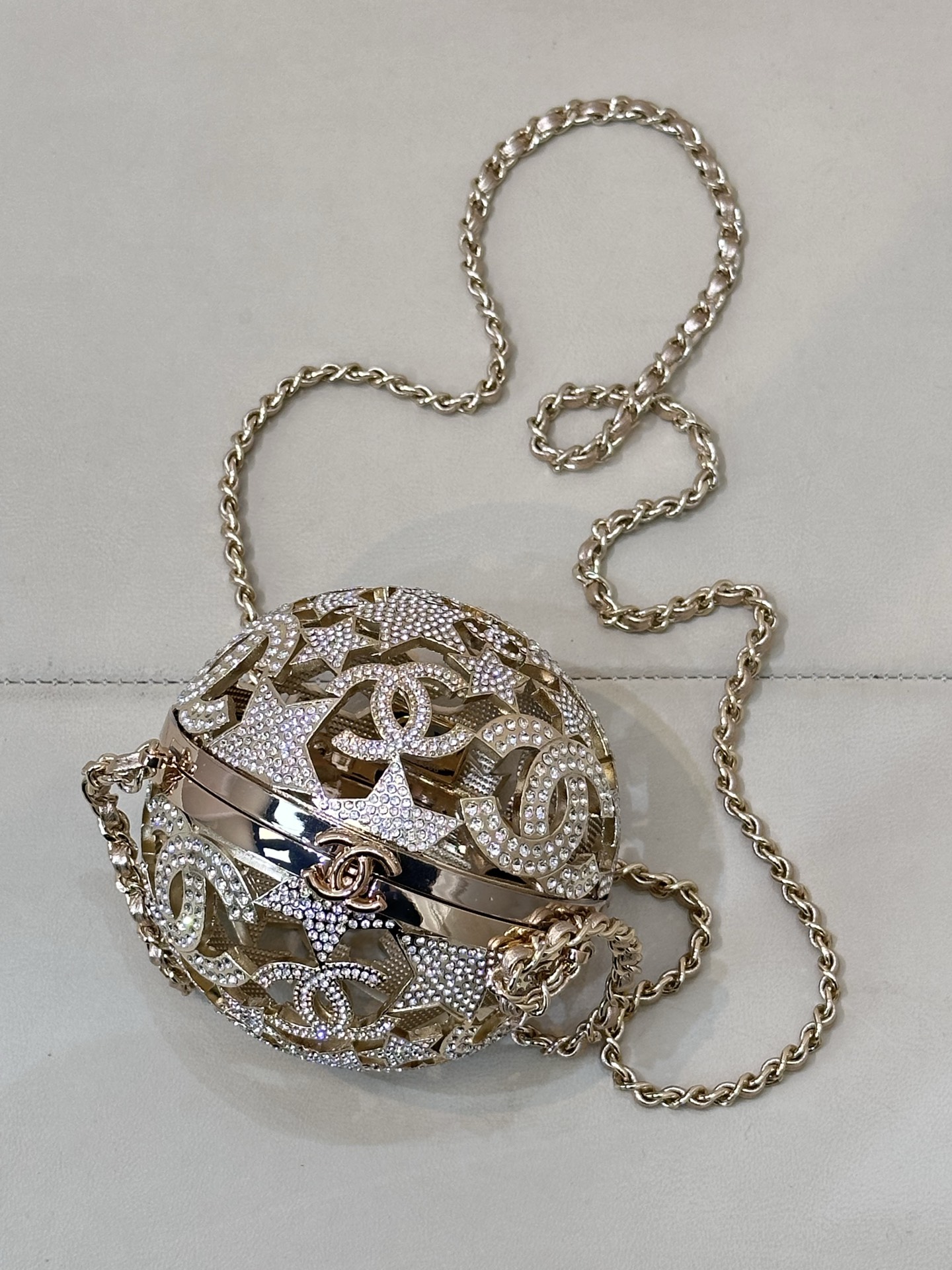 Chanel Métiers d’art Sphere Minaudiere Gold-Tone Metal & Strass Golden & Crystal