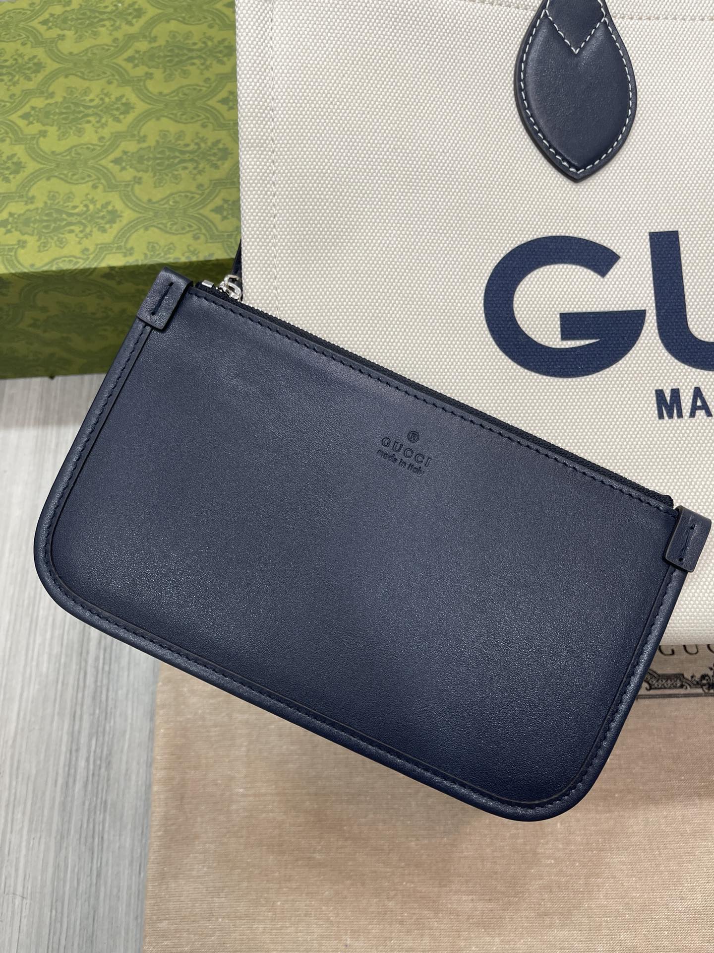 Gucci White Bag (Special Promotion)