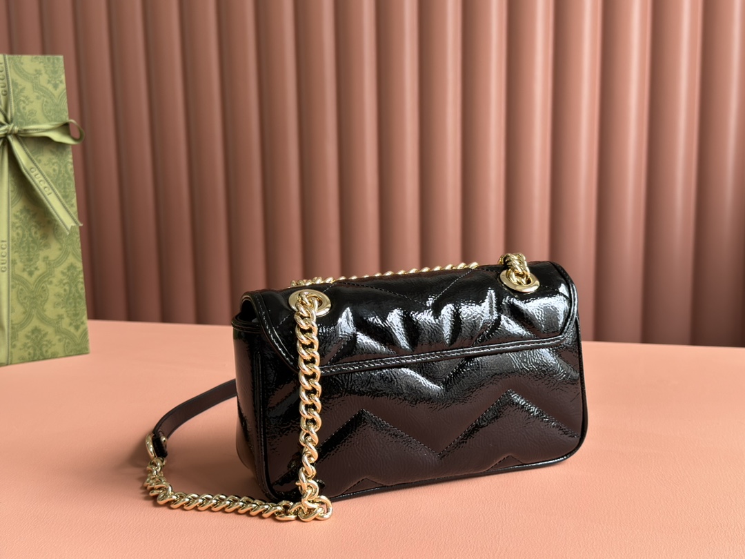 GG Marmont mini shoulder bag-446744