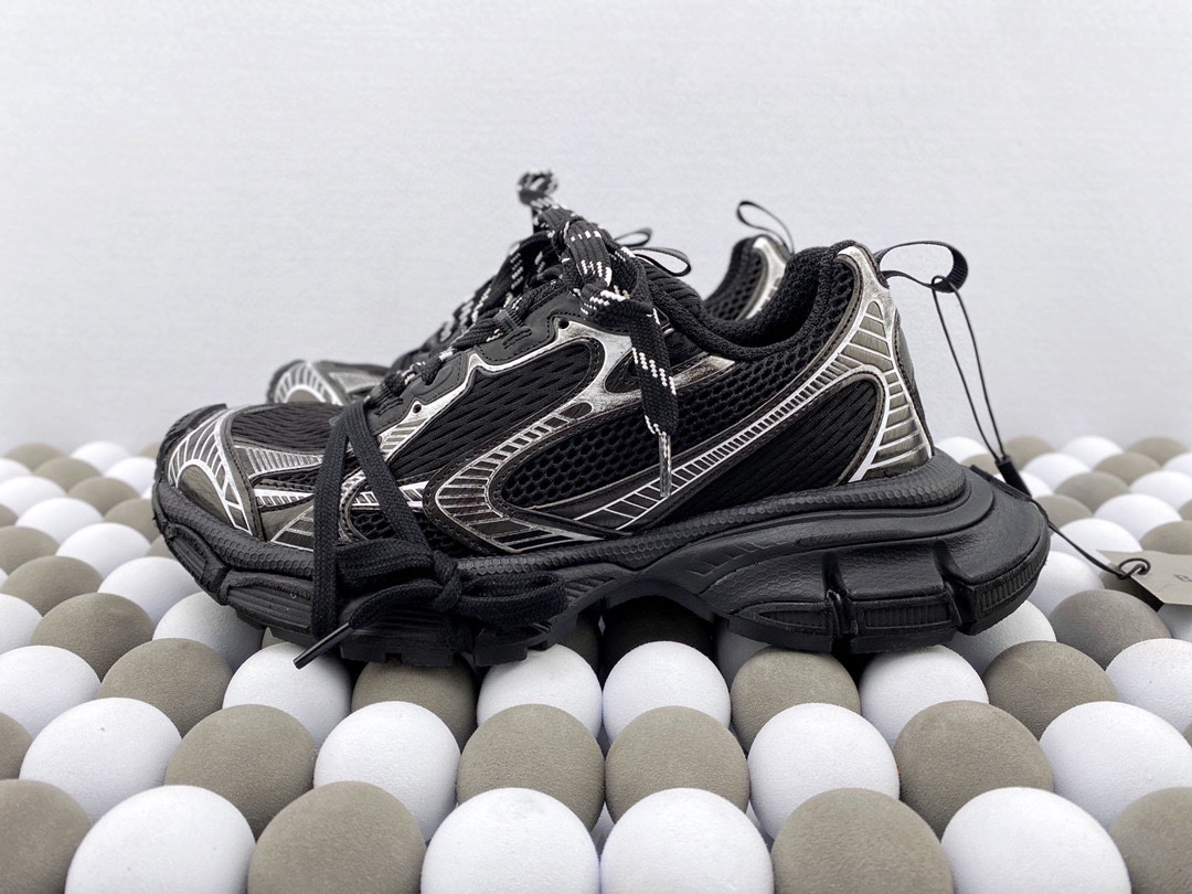 Balenciaga 3XL Distressed Retro Dad Sneakers in Black/Silver