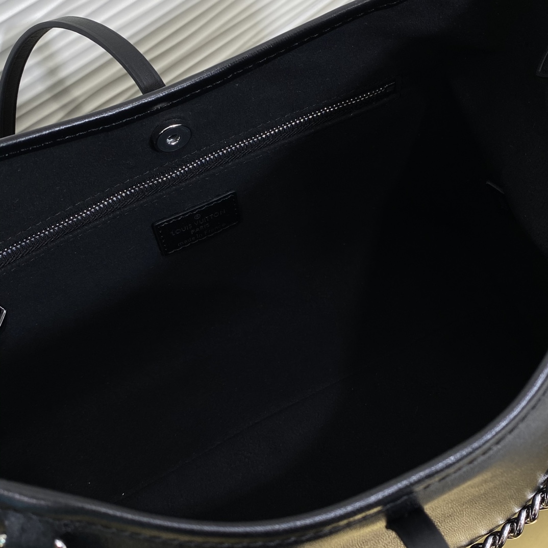 LV-M24861-CarryAll Cargo PM Black