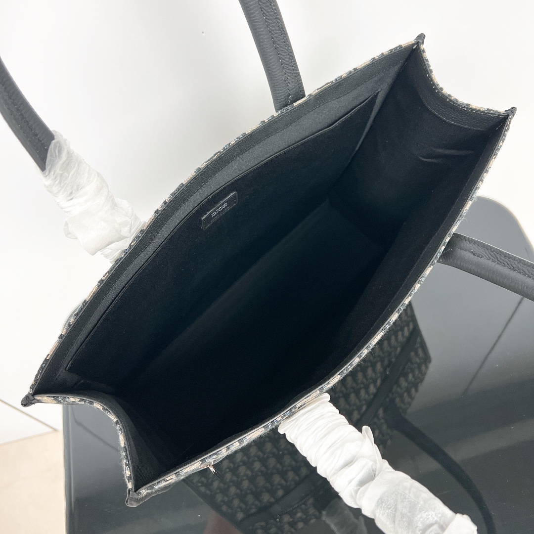 Dior Safari Series Men’s Monogram Tote Bag