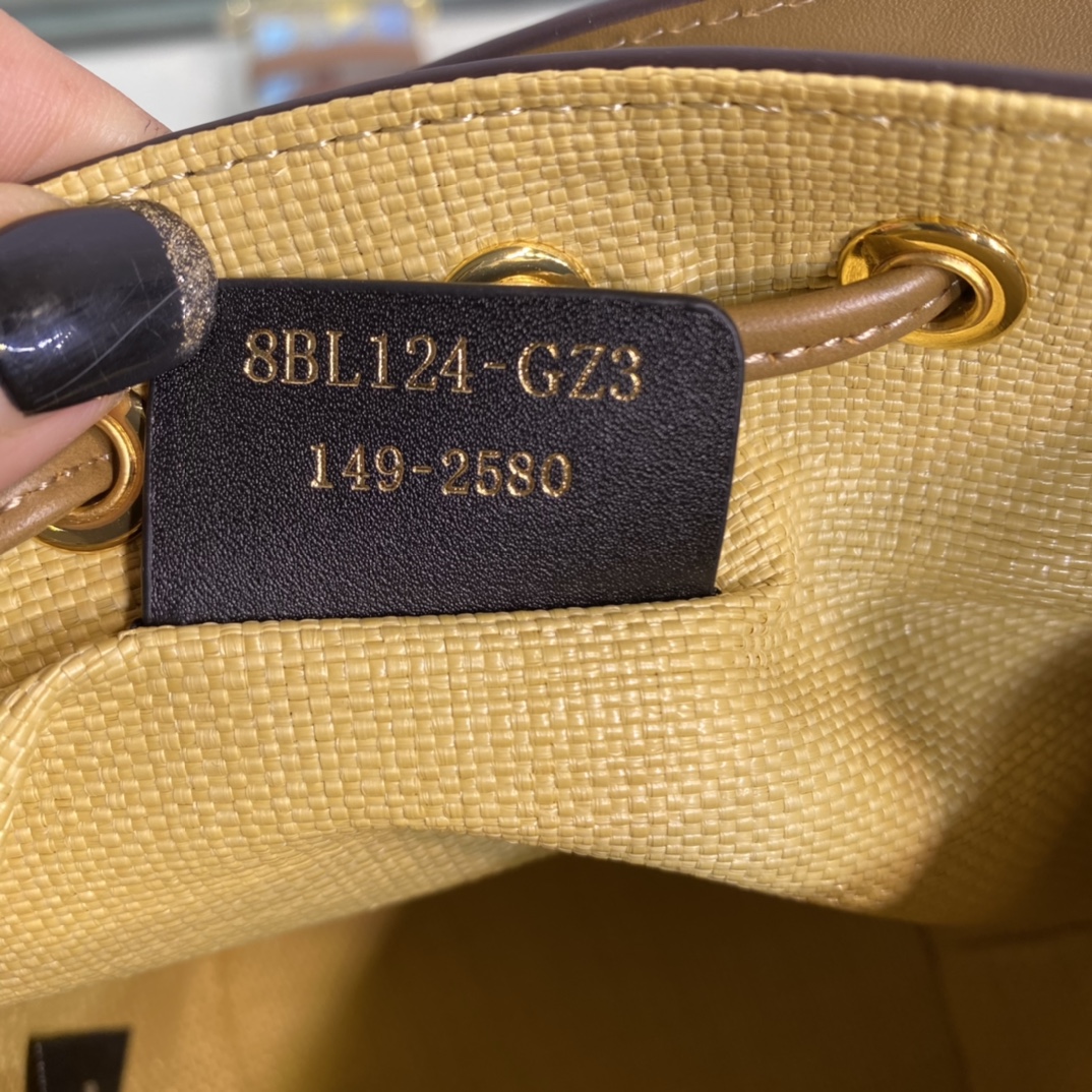FENDI-Denim FF Logo Embroidered Bucket Bag